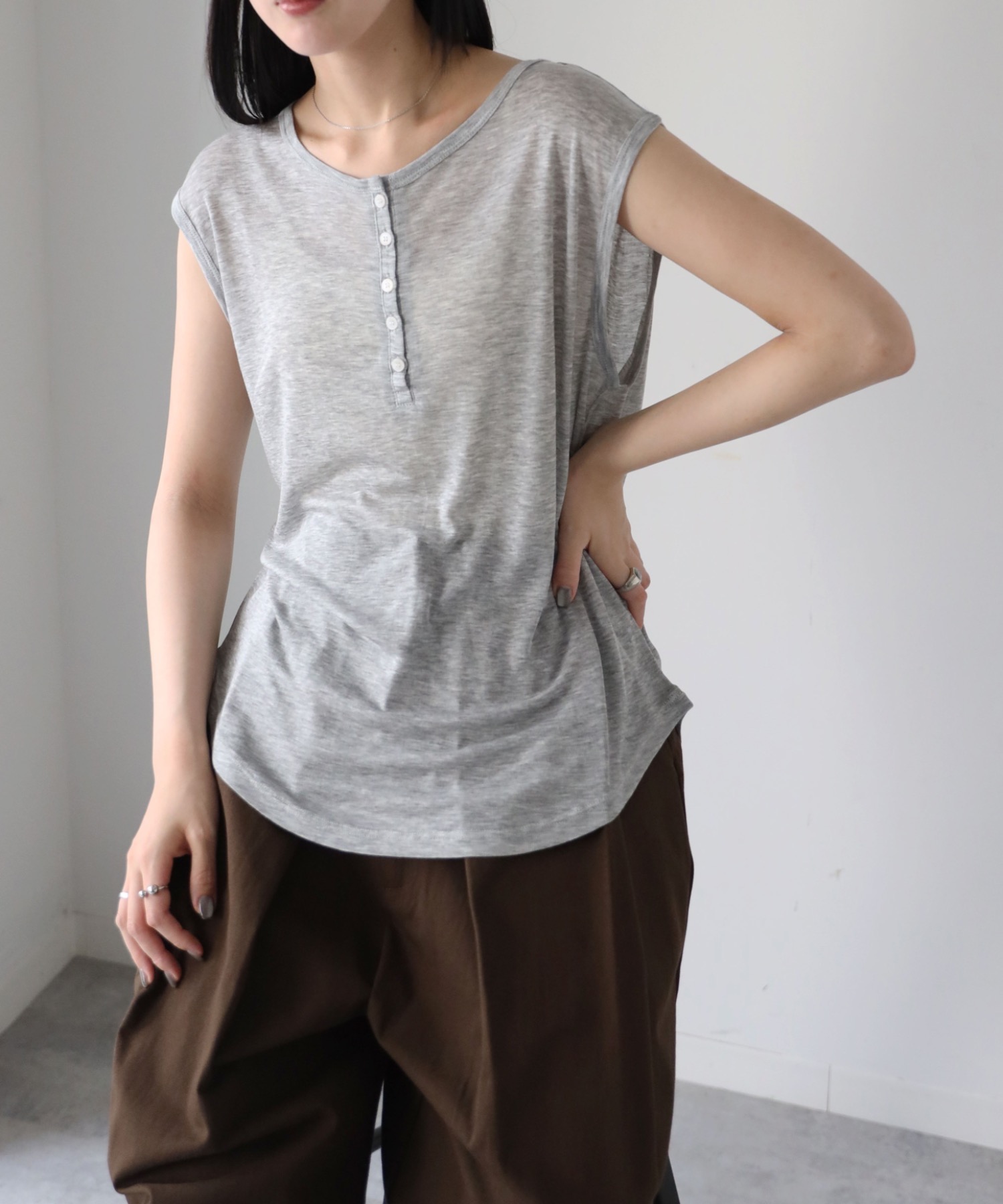 model：164cm. 着用サイズ：FREE