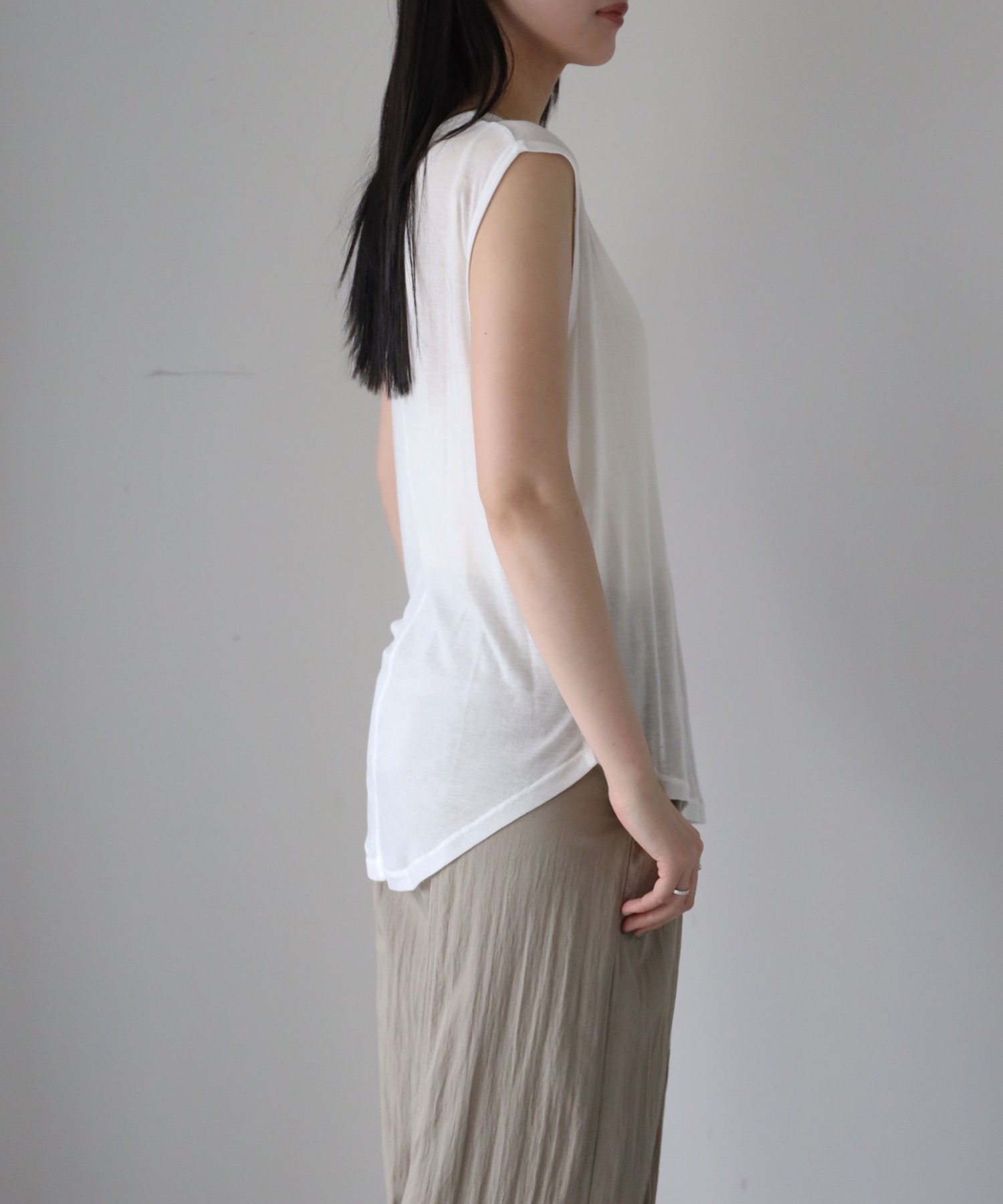 model：164cm. 着用サイズ：FREE