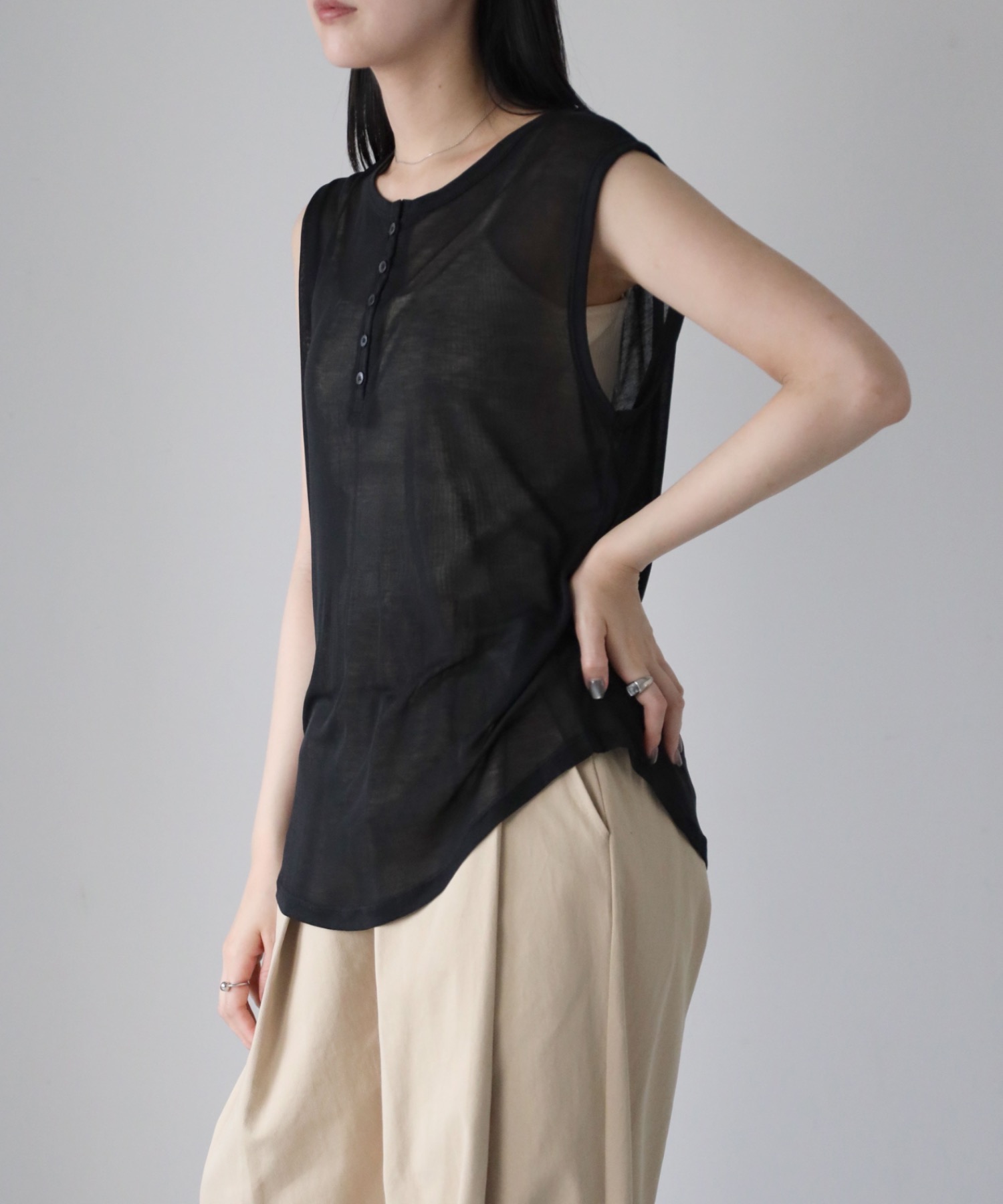 model：164cm. 着用サイズ：FREE