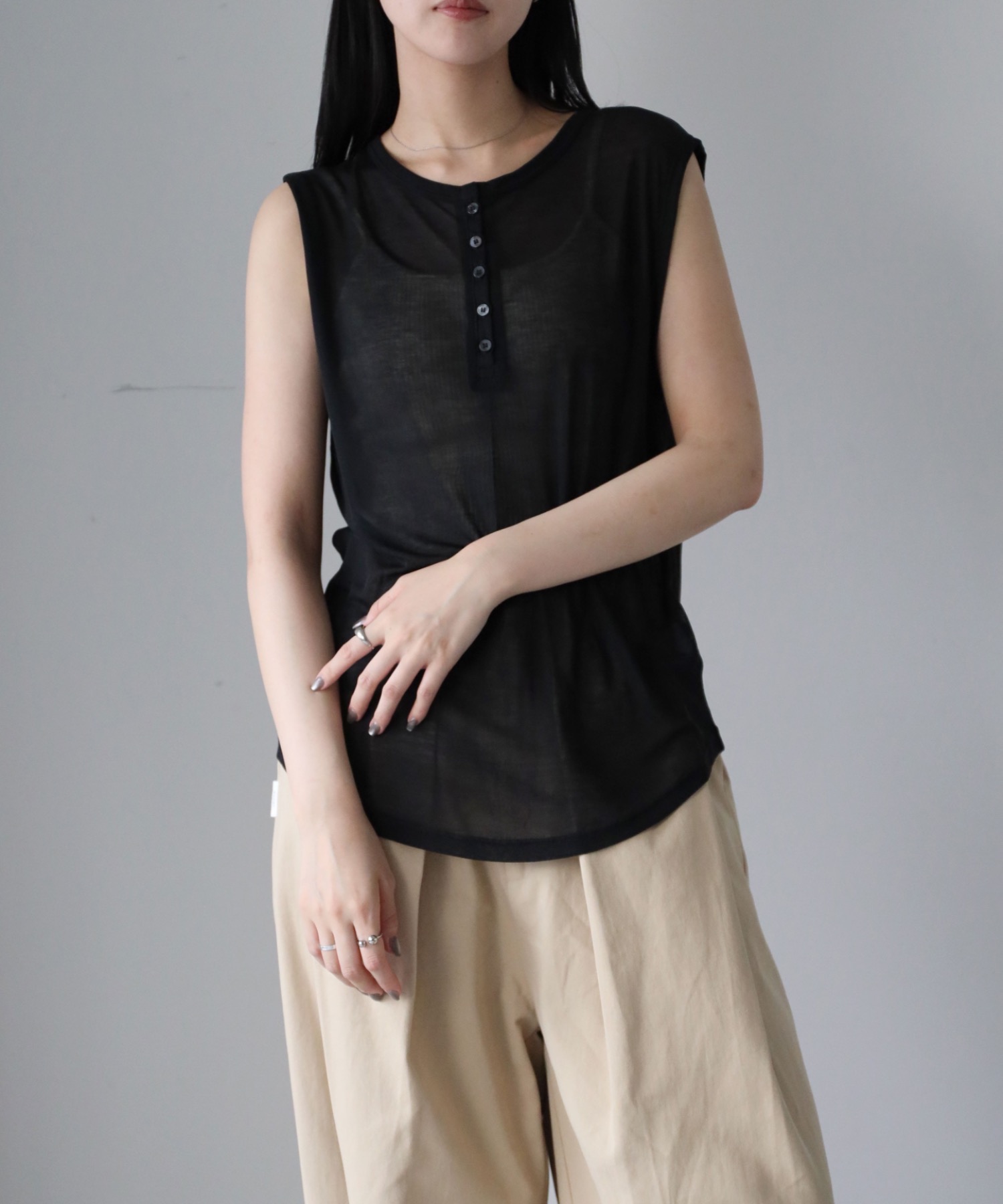 model：164cm. 着用サイズ：FREE