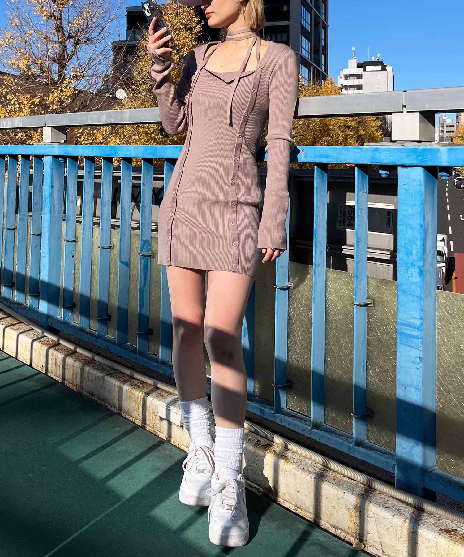 鎖骨チラ見せ☆ ひざ下 チョーカー 長袖 リブニットワンピ―ス 鎖骨チラ見せ☆ ひざ下 チョーカー 長袖 リブニットワンピ―ス