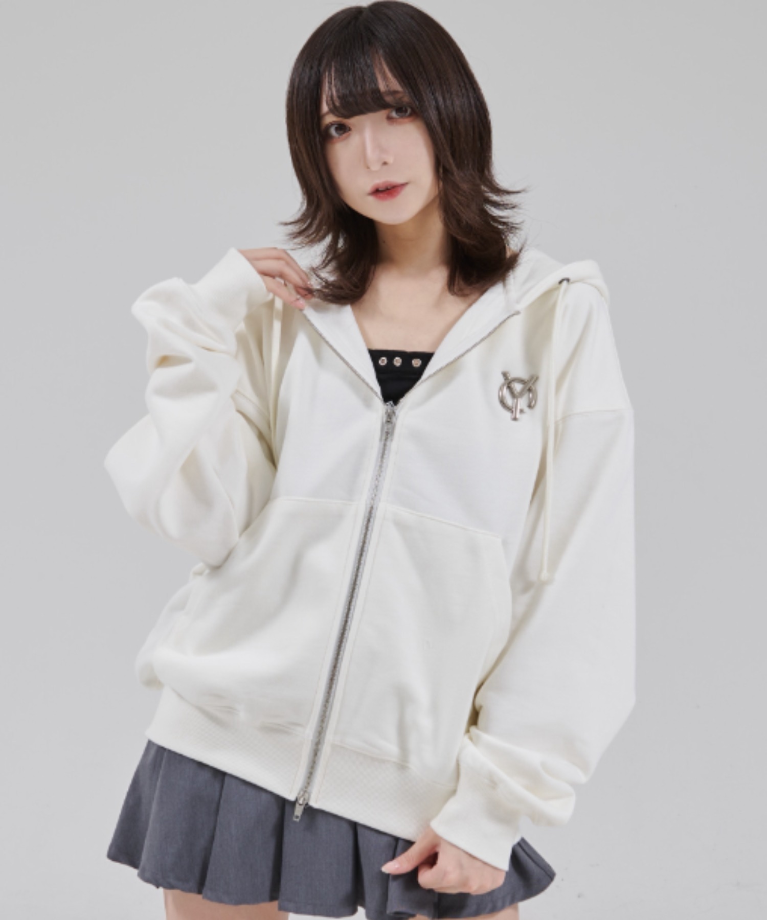 OY/オーワイ』METAL LOGO HOODIE ZIP UP/メタルロゴジップアップ
