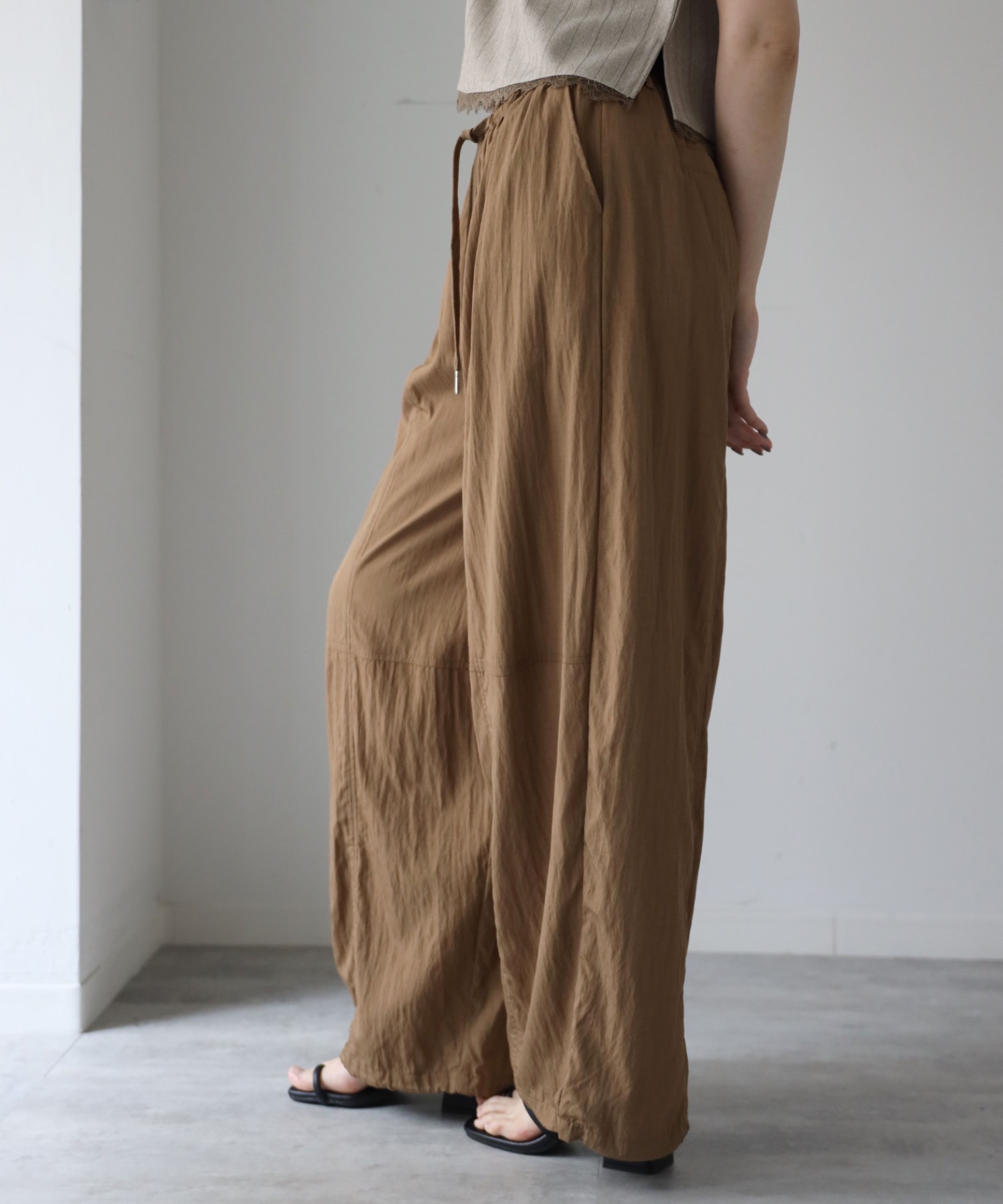model：164cm.  着用サイズ：FREE