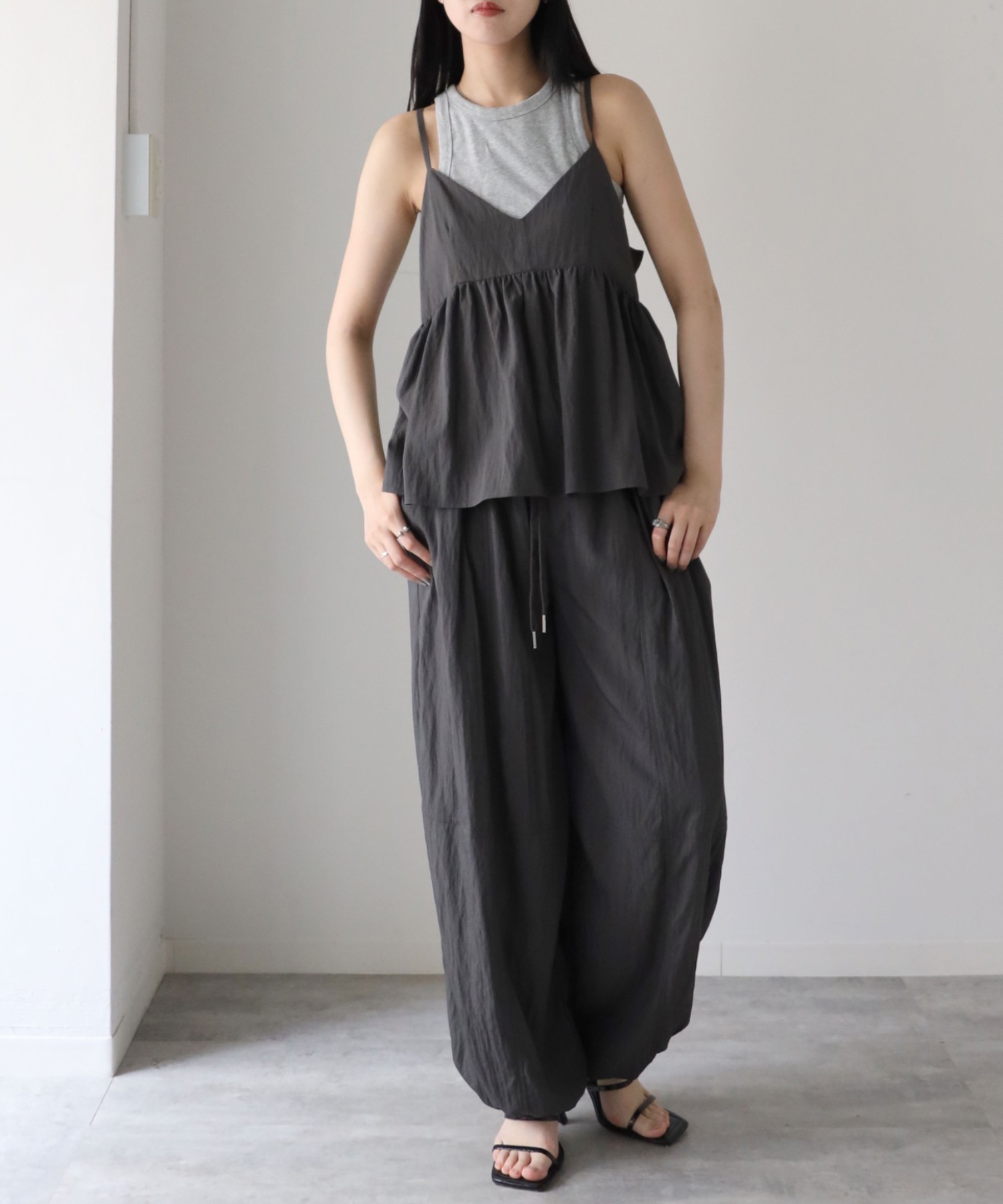 model：164cm.  着用サイズ：FREE
