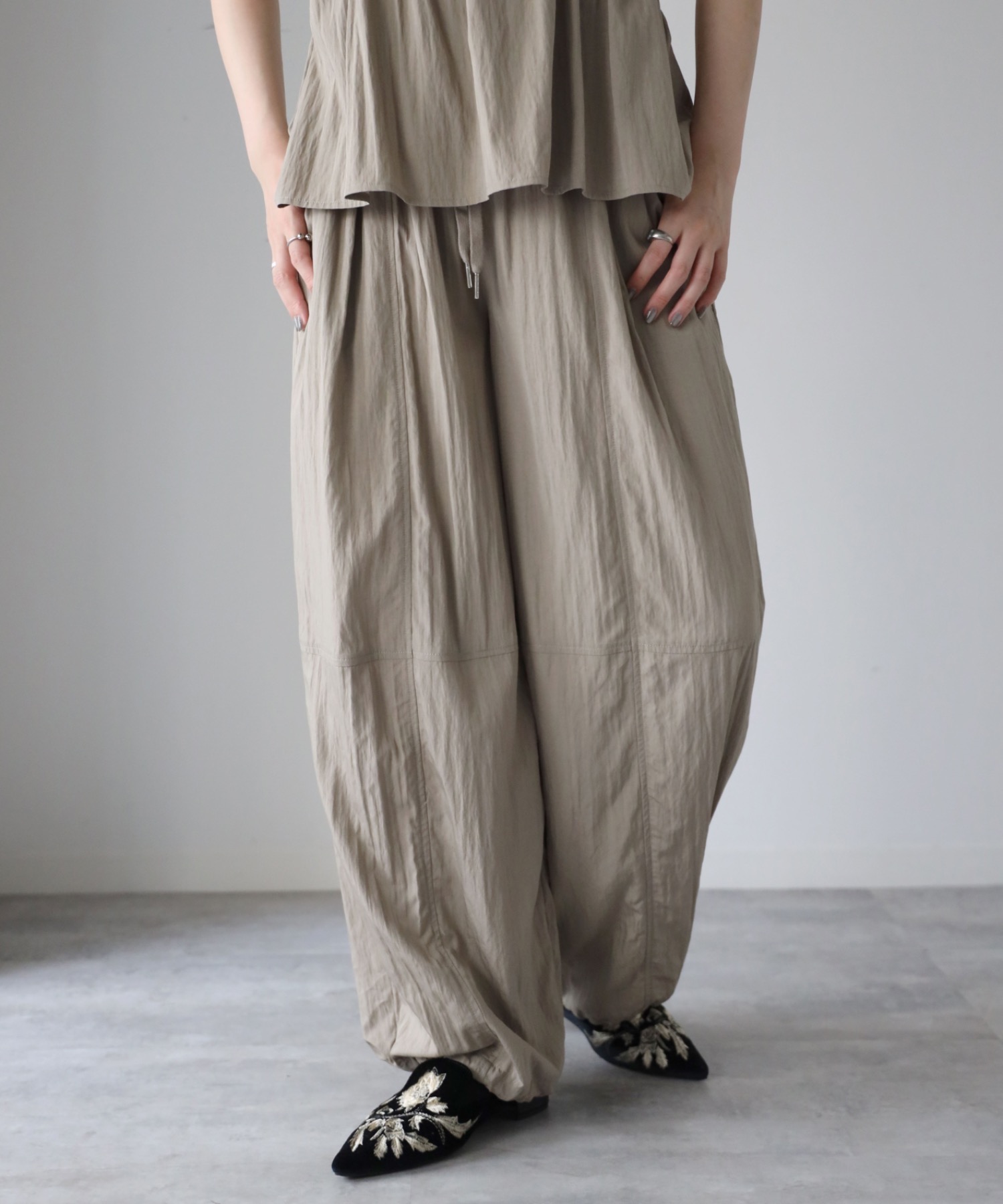 model：164cm.  着用サイズ：FREE