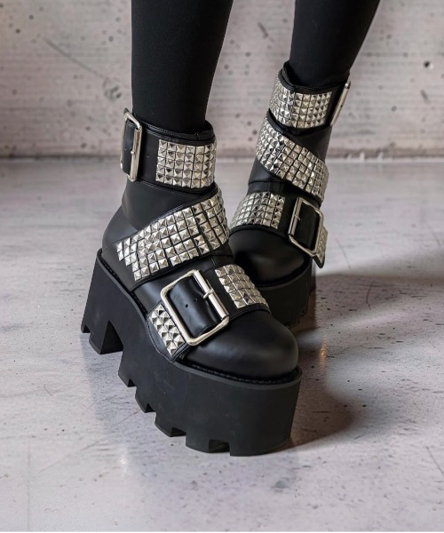 【極美品】Jeffrey Campbell Trespassスタッズ付きブーツ 厚底 レースアップブーツ JUST ABOUT│Jeffrey Campbell OFFICIAL