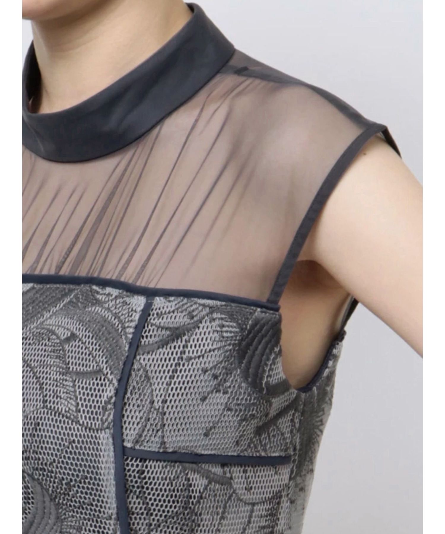 LADYメッシュエンブロイダリードレス