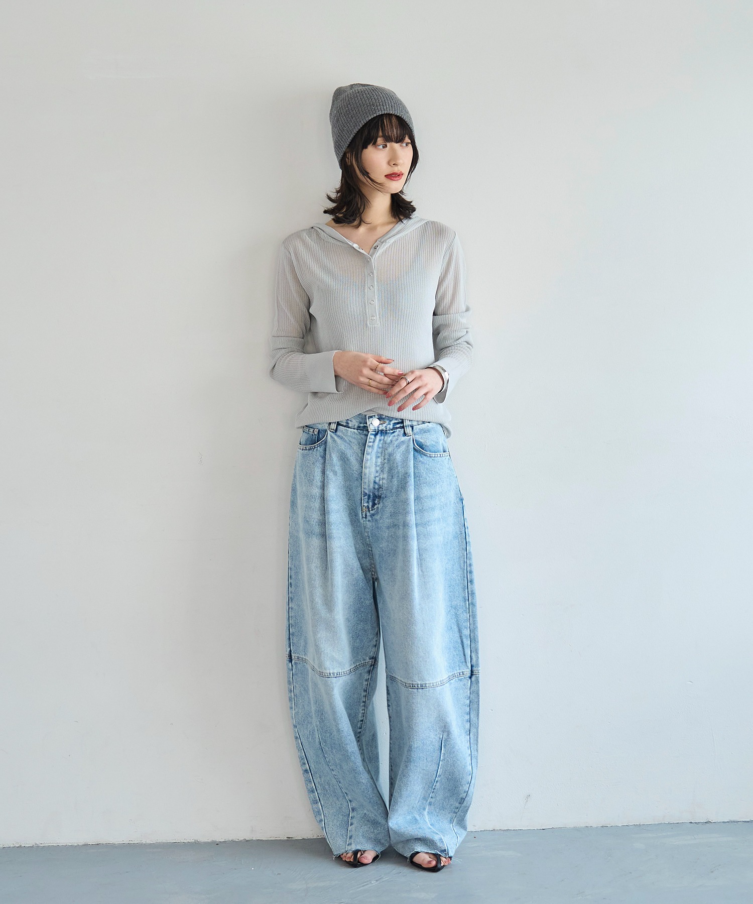 model：H166　着用サイズ：M