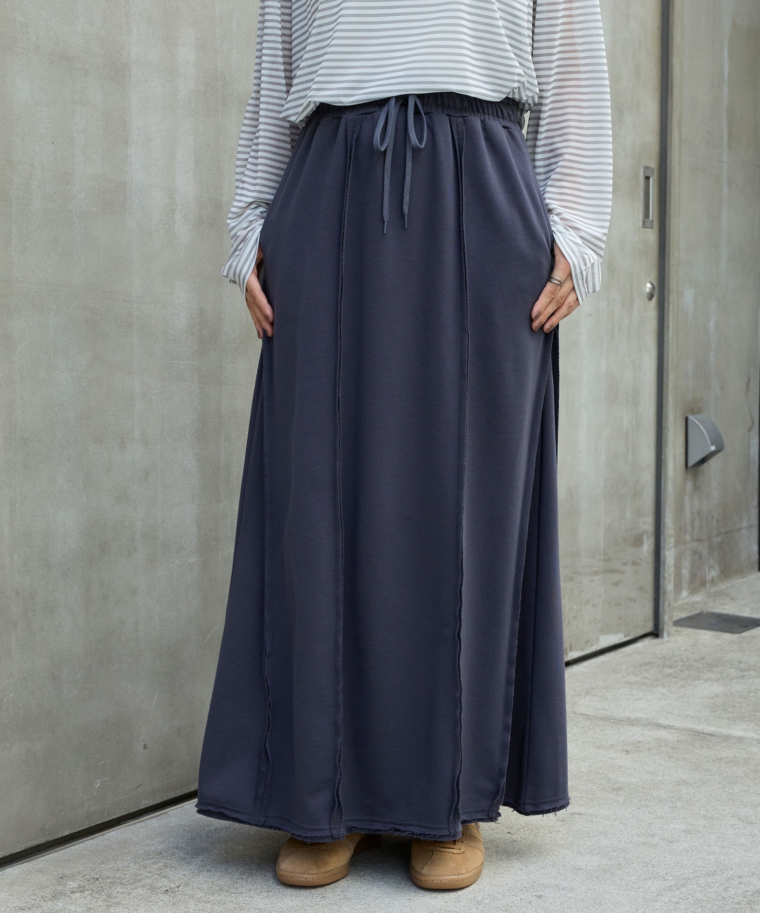 カットオフアウトリンキングフレアスカート MONO-MART│MONO-MART