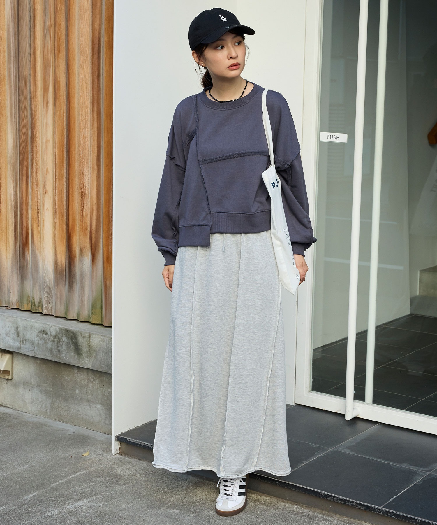 カットオフアウトリンキングフレアスカート MONO-MART│MONO