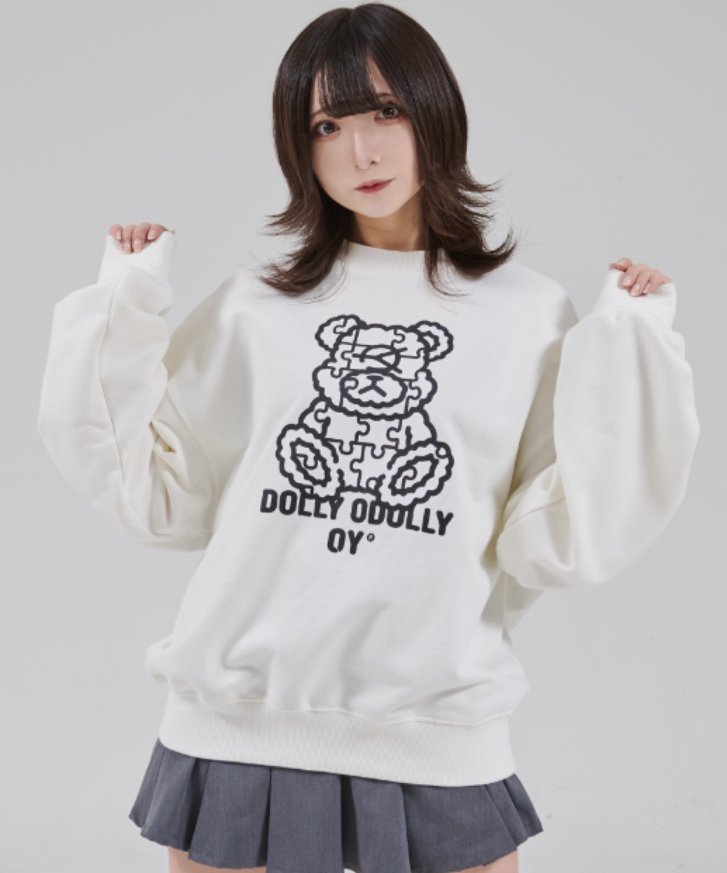 トップス dolly OY/オーワイ』PUZZLE DOLLY CREWNECK/パズルドリー クルーネック