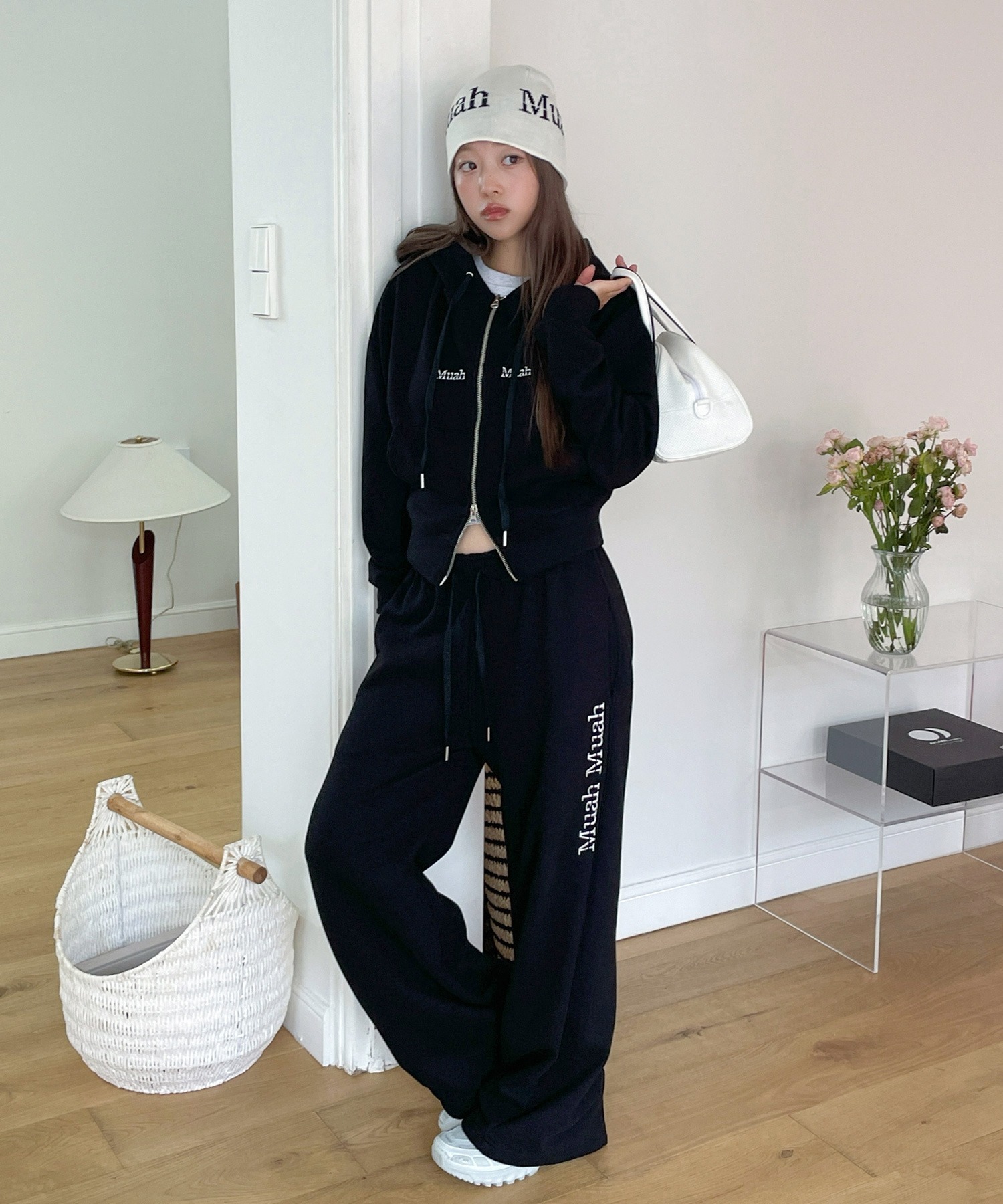 A'GEM/9 × .kom 『muah muah/ムーアムーア』 LOGO STITCH WIDE