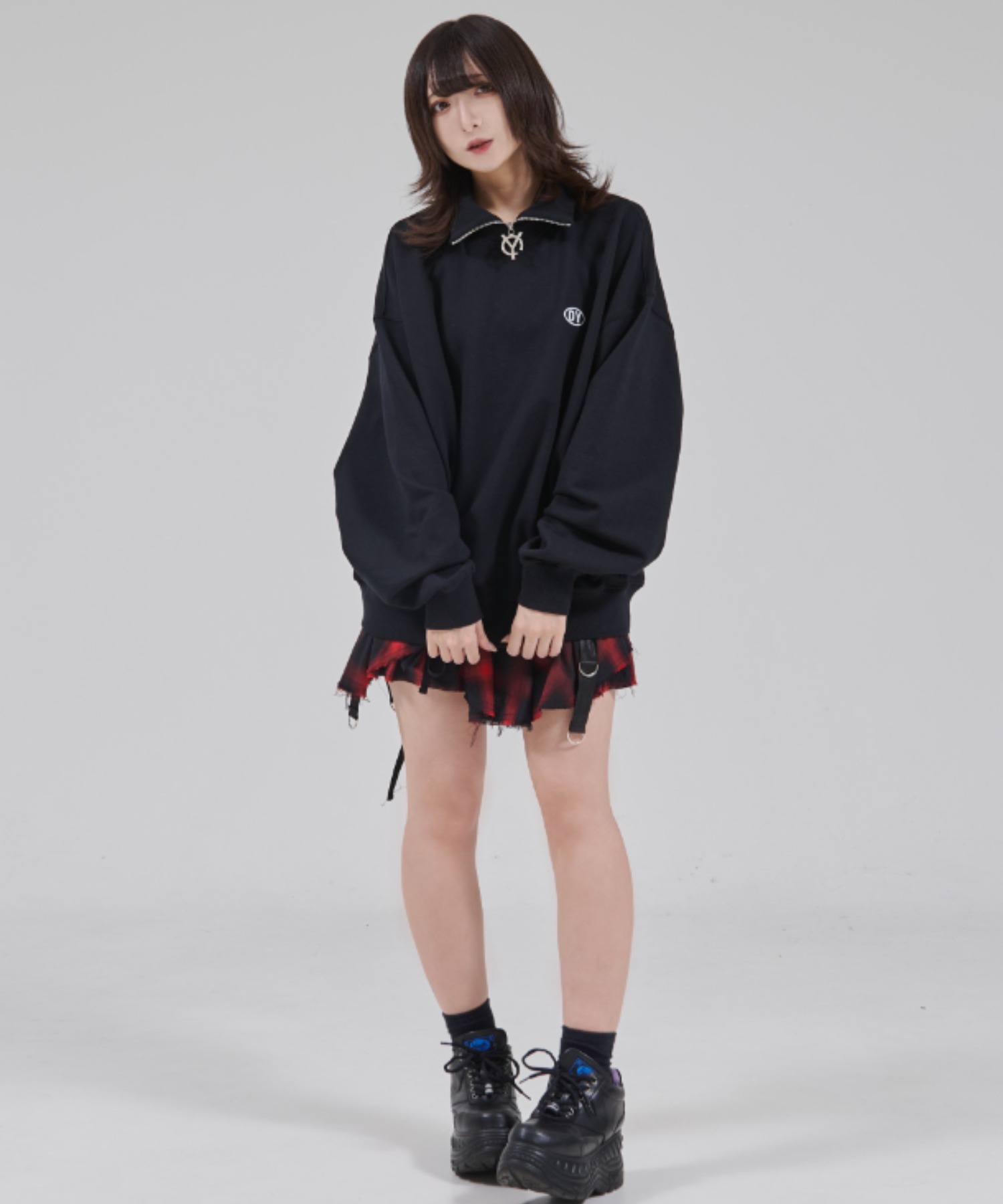 OY/オーワイ』LOGO ZIPPER SWEATSHIRT/ロゴ ジッパー スウェットシャツ