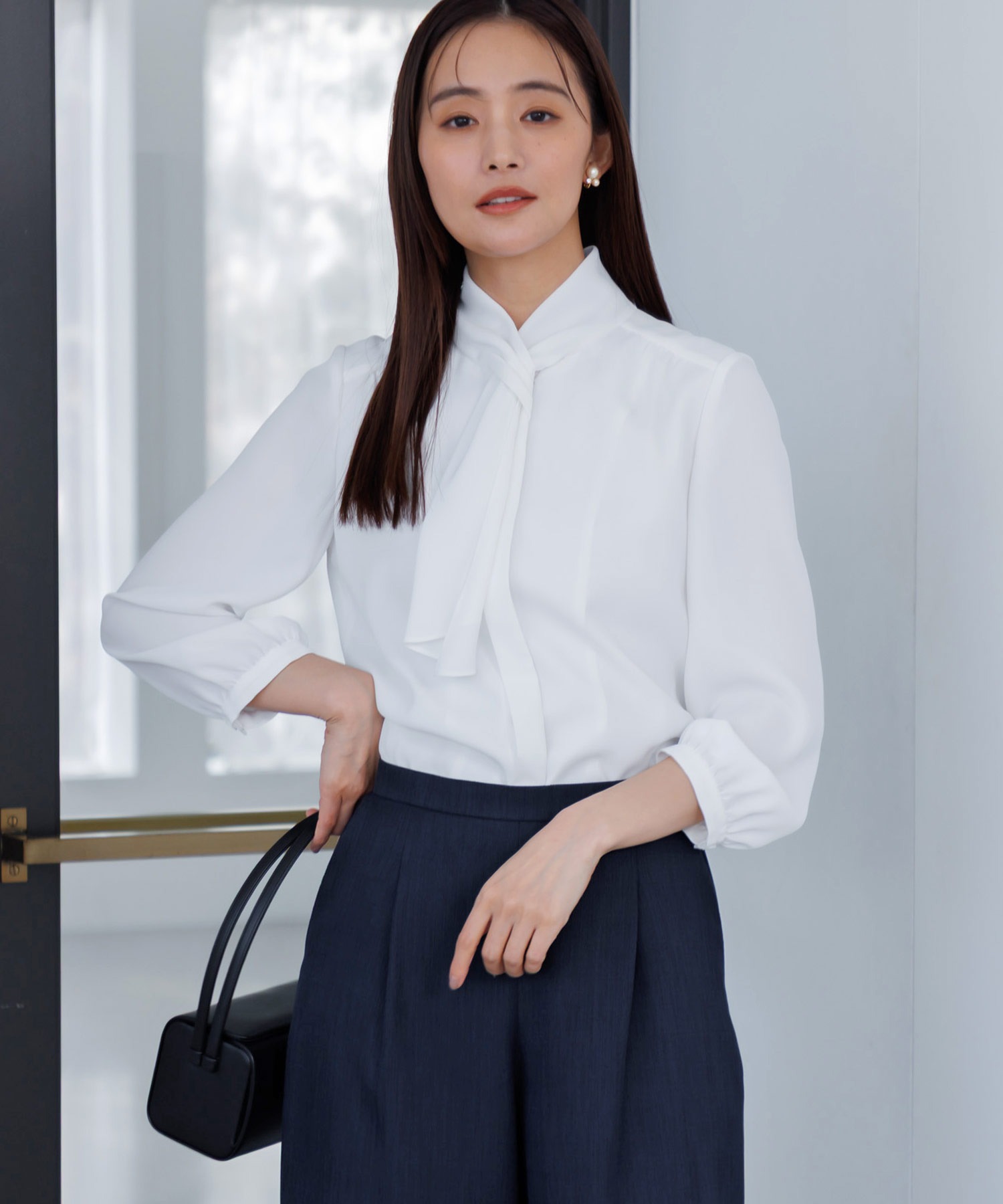 セレモニーボウタイブラウス