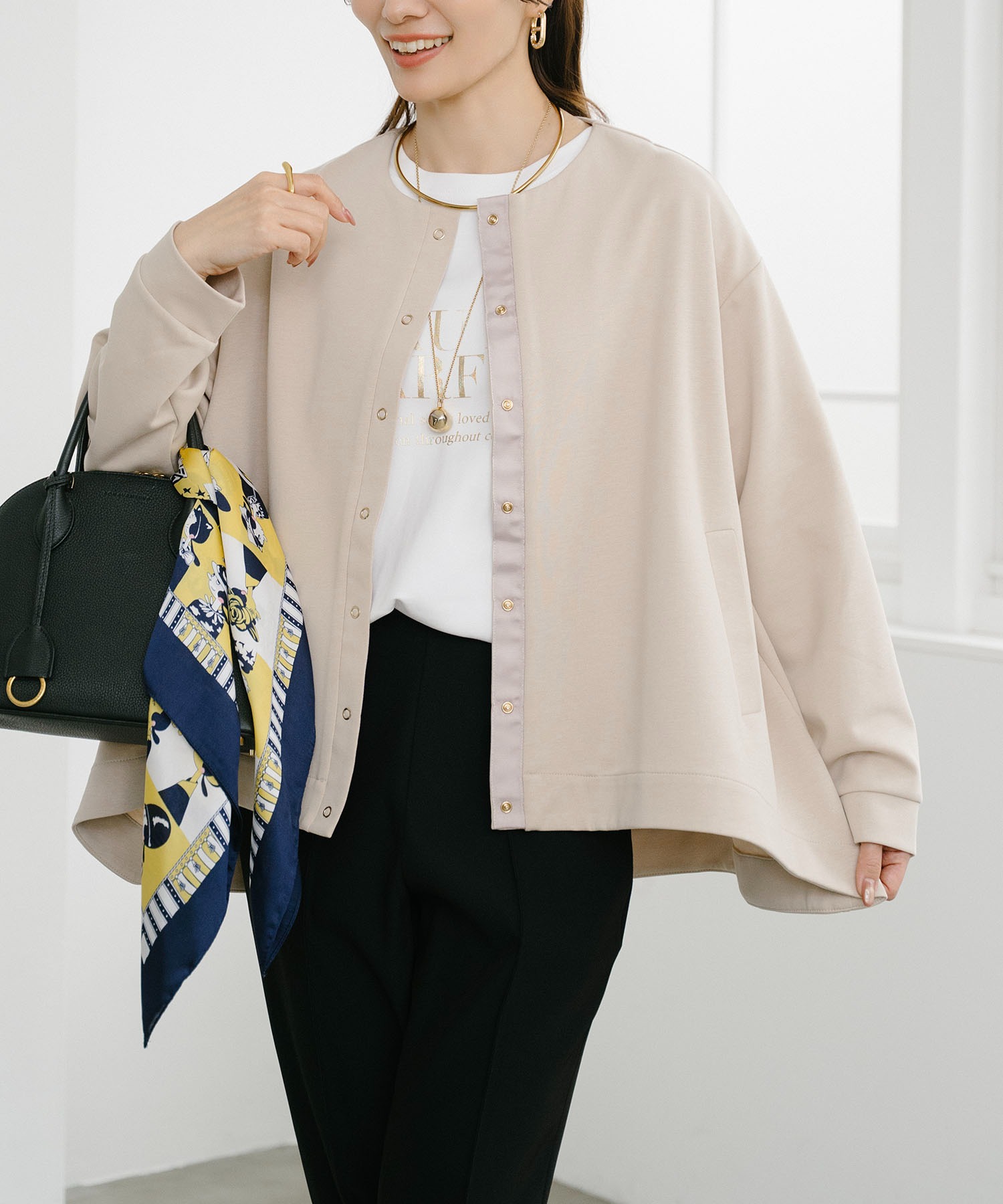 ライトダンボールフレアヘムノーカラージャケット Emma Taylor