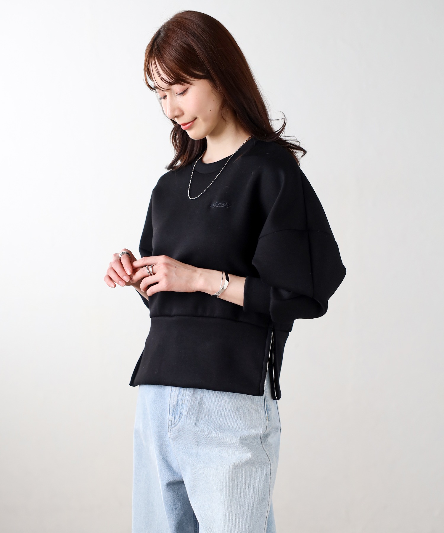 model：H165 着用サイズ：WOMENS