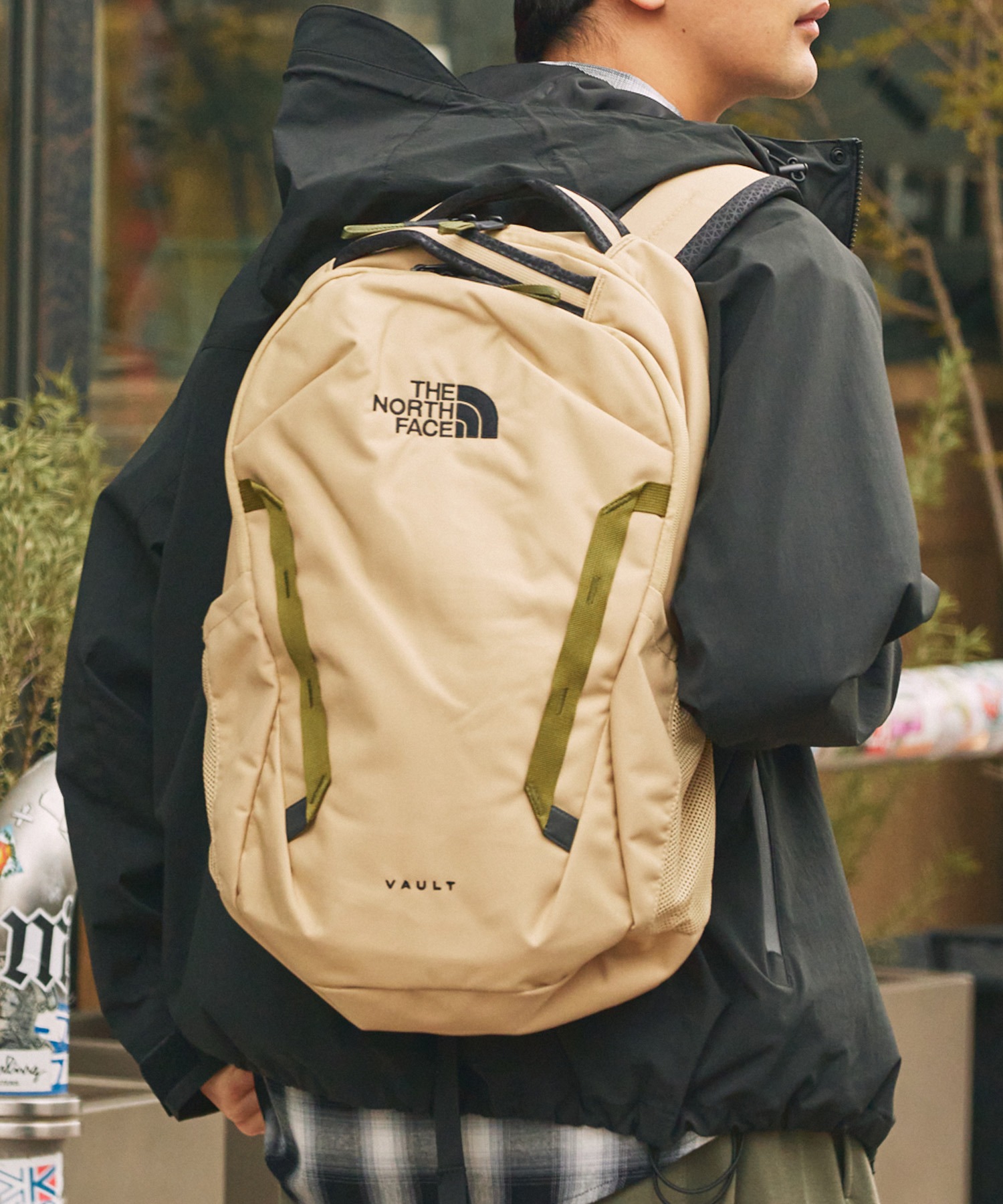 【美品】THE NORTH FACE VAULT バックパック リュック 27L dショッピング |ノースフェイス リュック バックパック VAULT NF0A3VY2