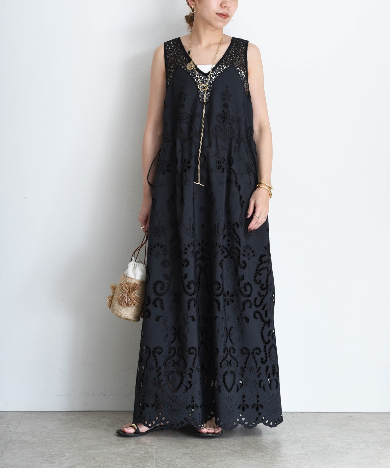 新品未使用　エイミー・ロー　ワンピース エンブロイダリー パネルレースワンピース Eimee Law│Eimee Law