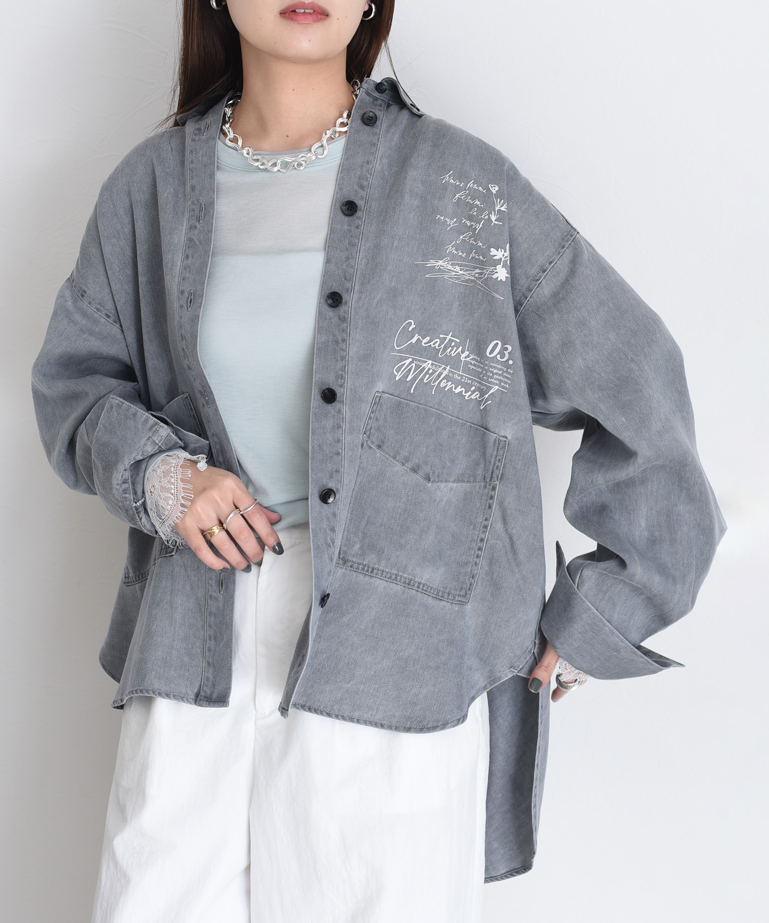 グレー ボタン付きカバーオール Lサイズ バイオ加工テキストカバーオールシャツ Eimee Law│Eimee Law