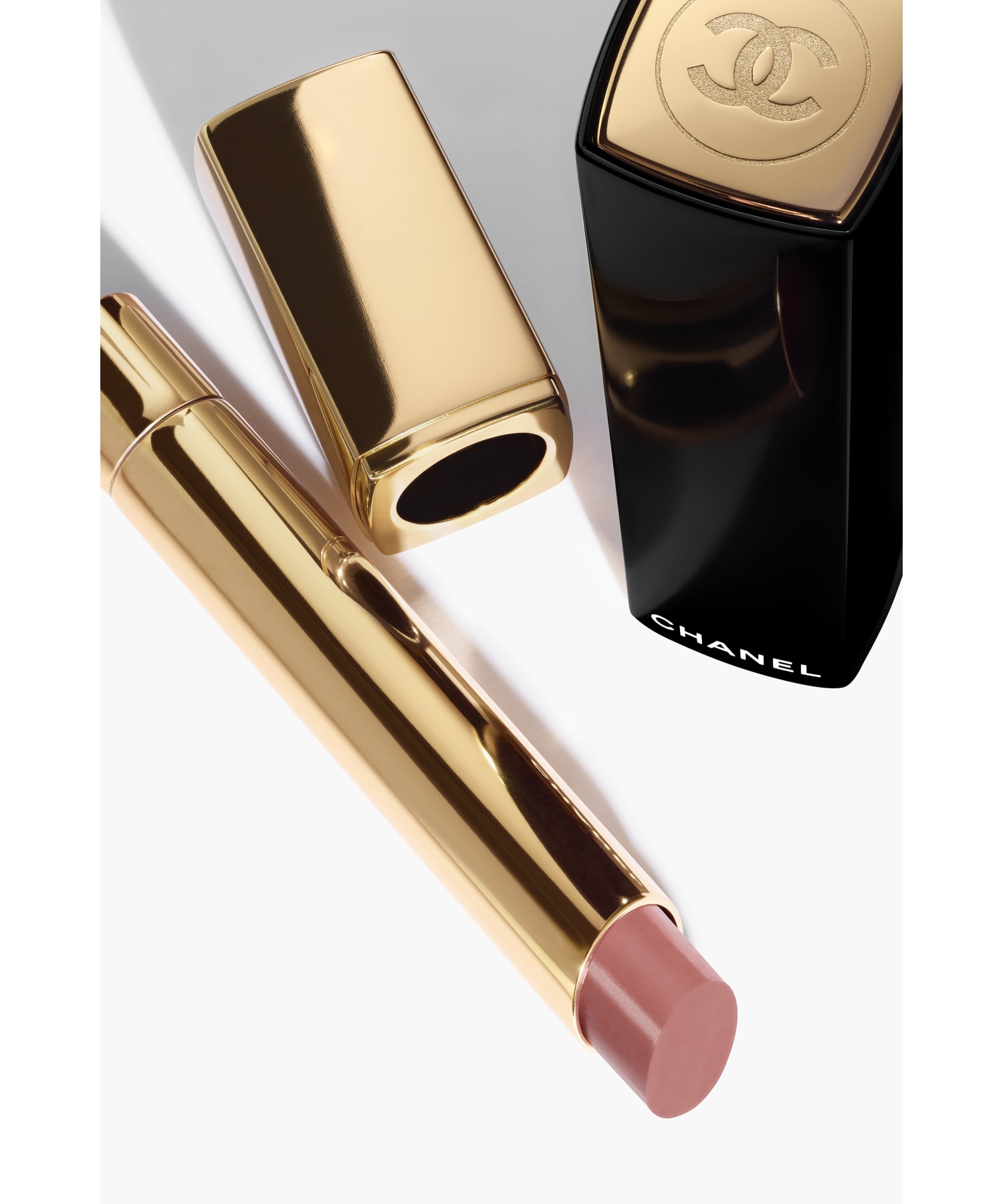 ルージュ アリュール レクストレ リップスティック（鮮やかな発色