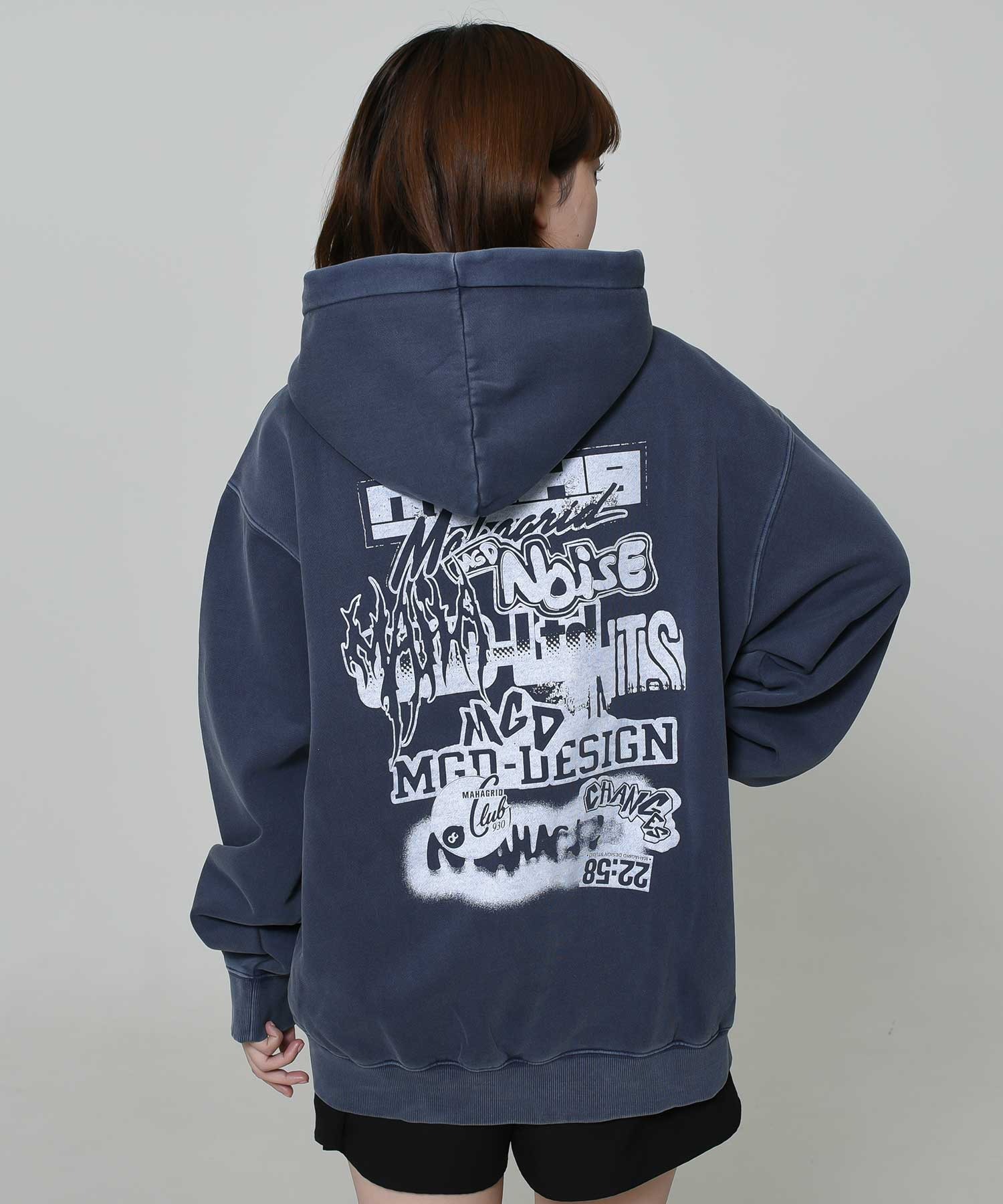 mahagrid/マハグリッド』 LOGO LIST PIGMENT HOODIE/ロゴ リスト