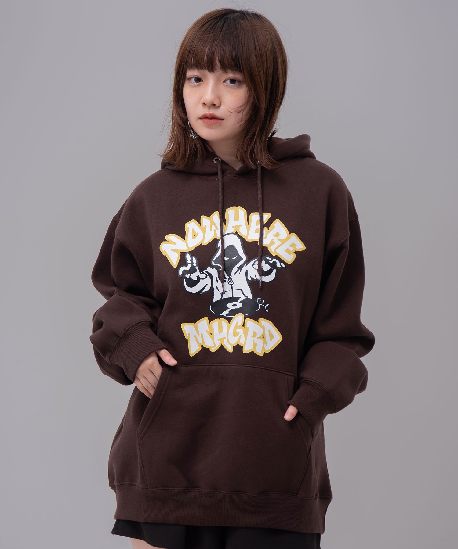 MADN IN HEAVEN スウェット ステッカー付 MADN IN HEAVEN スウェット ステッカー付の通販はau PAY マーケット
