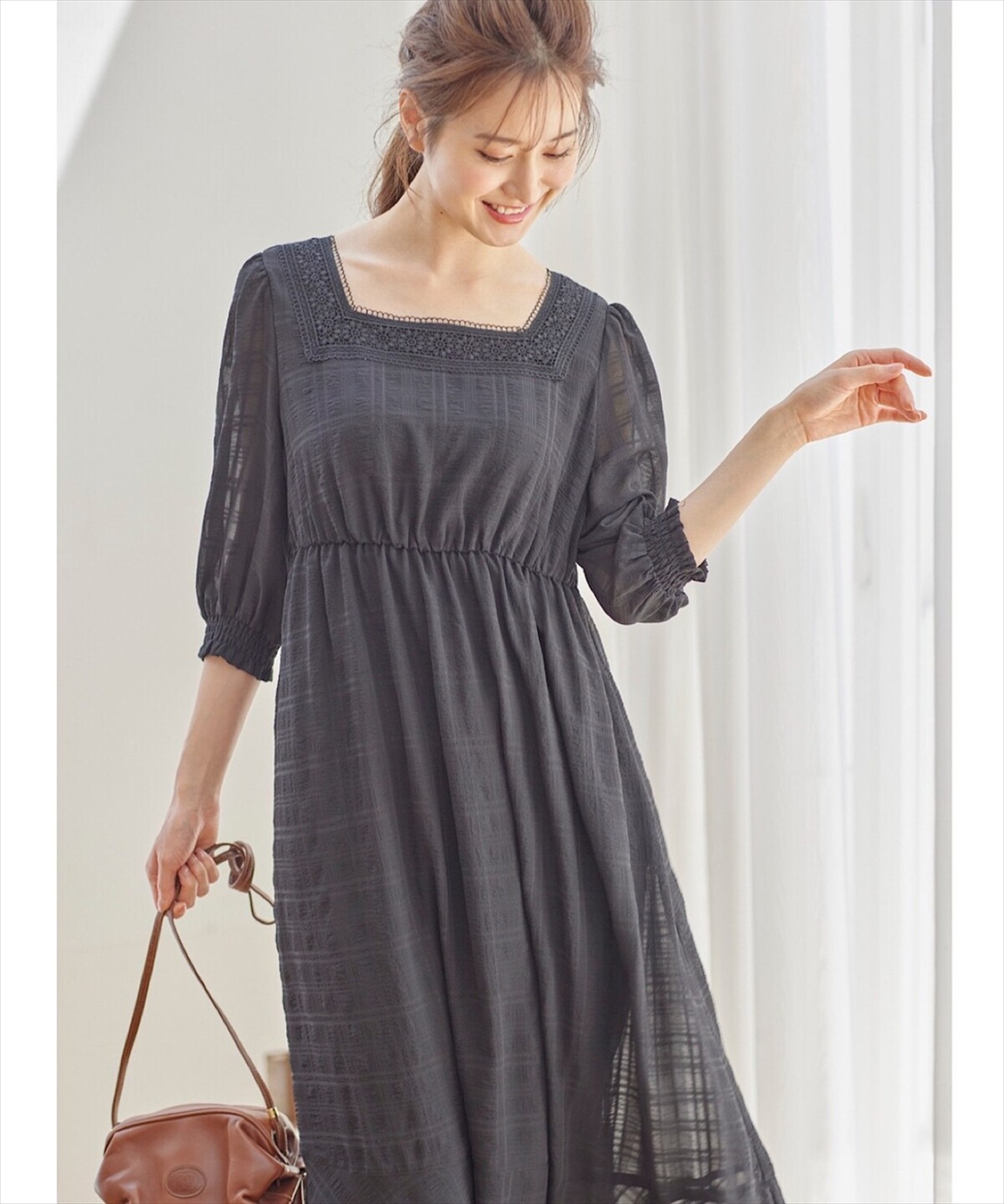 ドビーチェックスクエアネックワンピース Reshad Edu Af