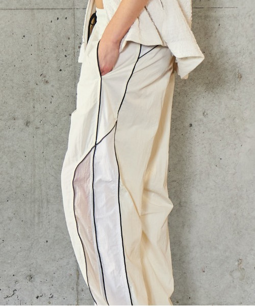 パンツ Color Block Sporty Pants パンツ Color Block Sporty Pants Color Block Sporty Pants COLOR