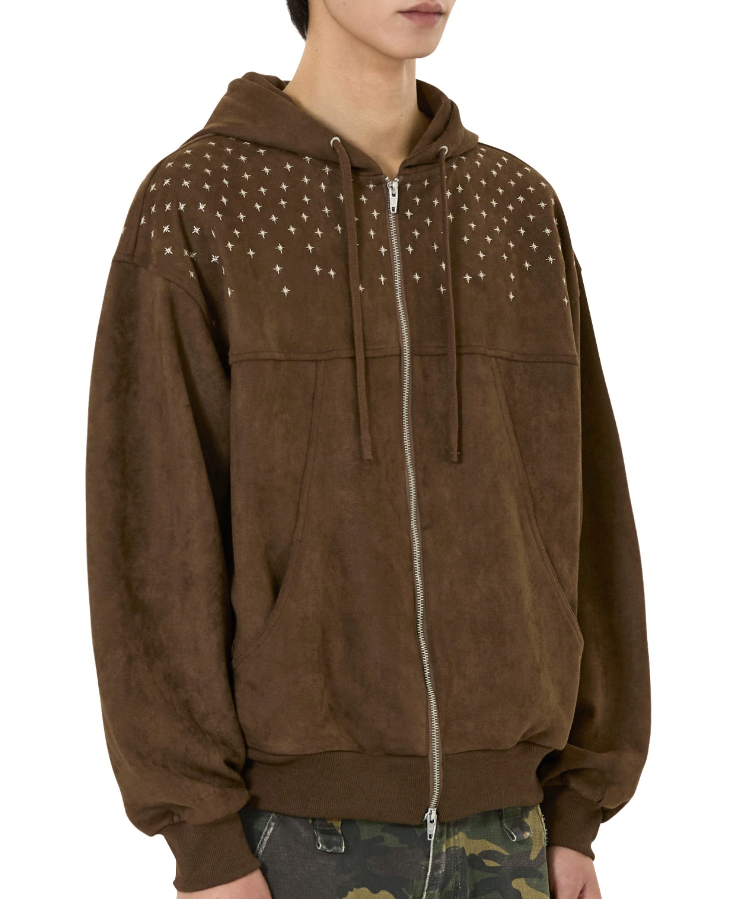 OY/オーワイ』SPRINKLE EMBROIDERY FAUX SUEDE HOODED JACKET 