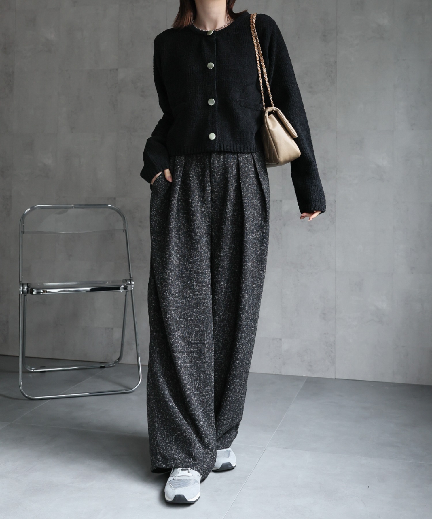 model：162cm 着用サイズ；F