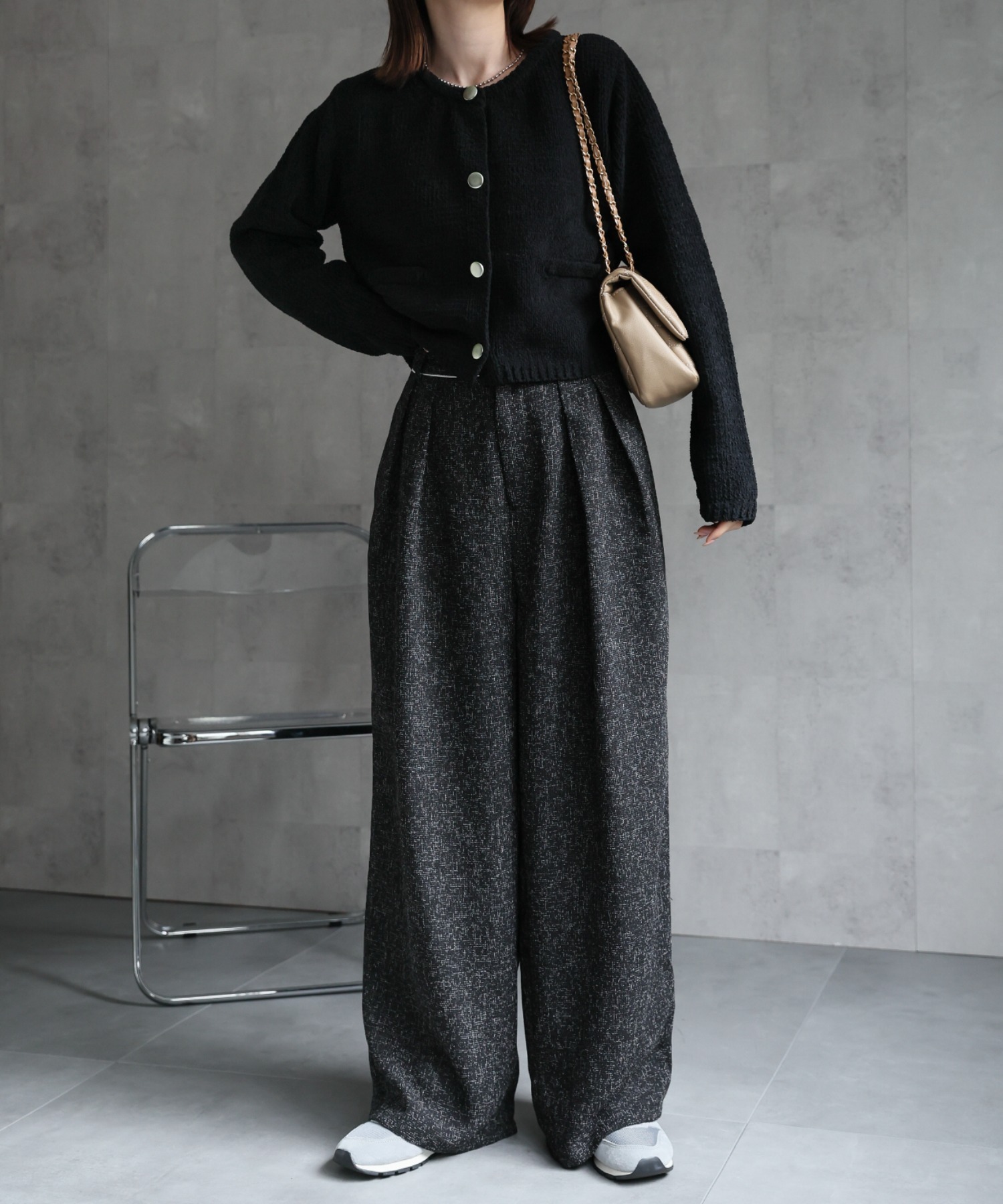 model：162cm 着用サイズ；F