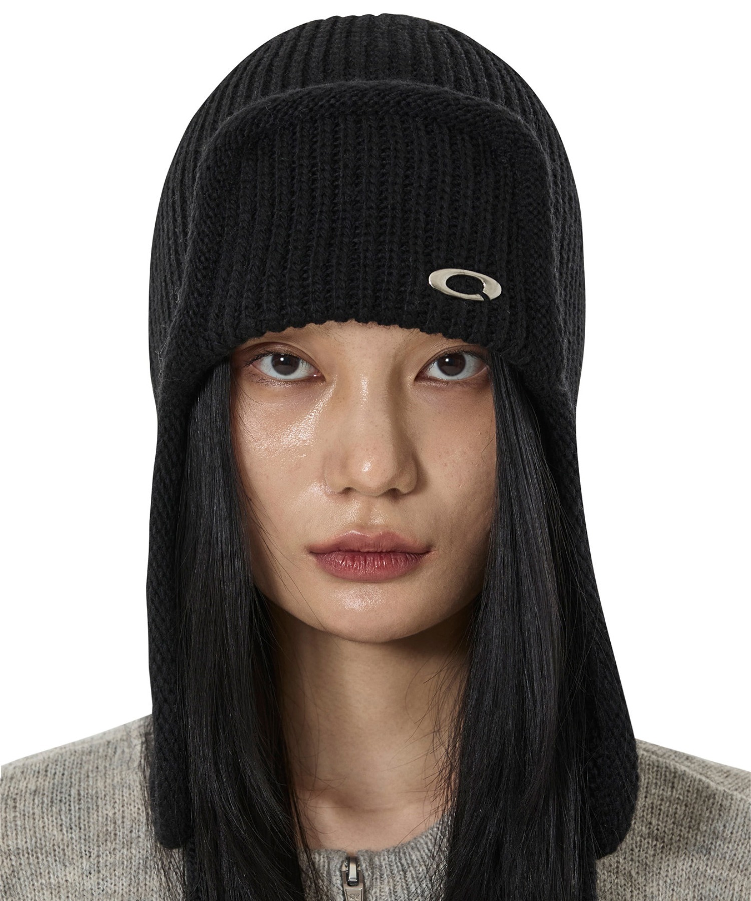 OY/オーワイ』METAL O LOGO EARFLAP BEANIE/メタルロゴ イヤーフラップ