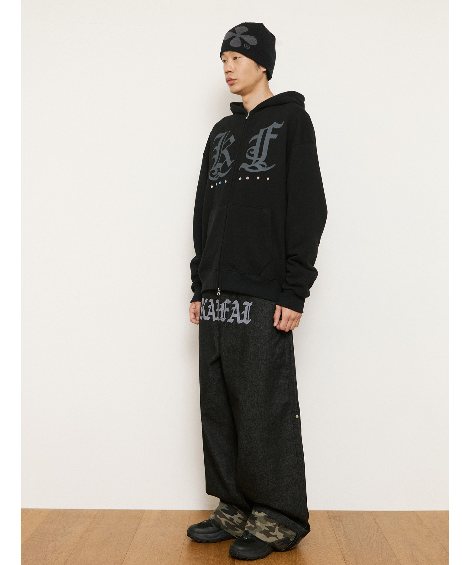 A'GEM/9 × .kom 『kaifai/カイファイ』 Glint Stud Hooded Zip-Up