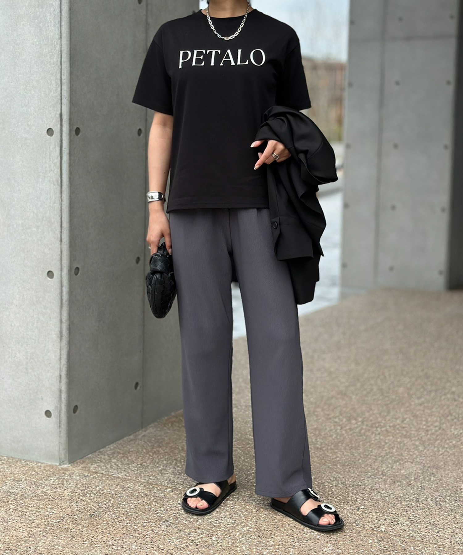 シルキーグログランタックワイドパンツ Emma Taylor│STYLEDOOR
