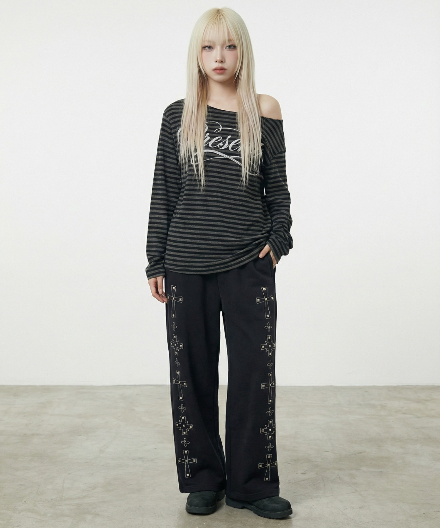 mahagrid 『mahagrid/マハグリッド』 Cross Stud Sweatpants/クロス
