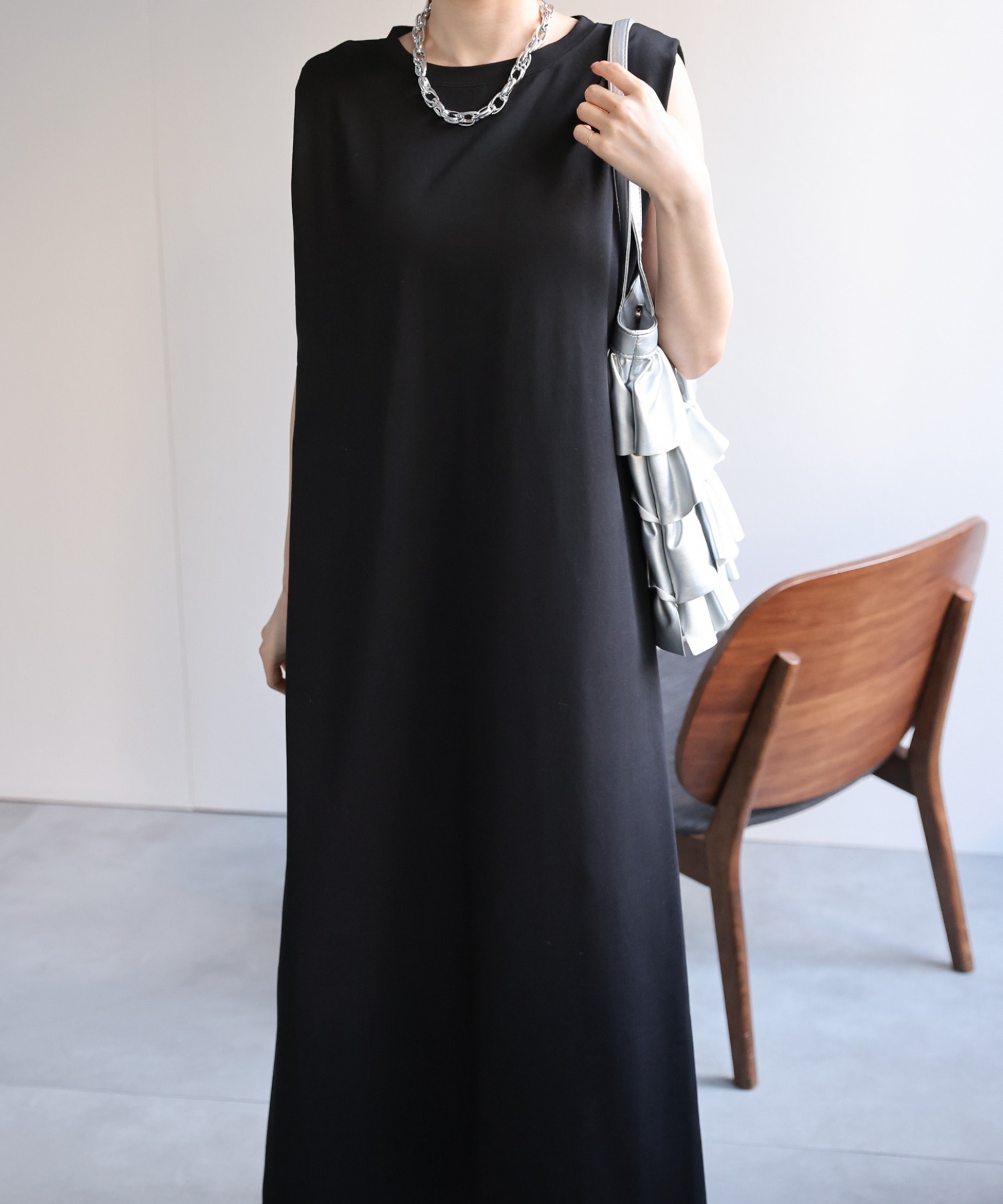 model：162cm 着用サイズ：F