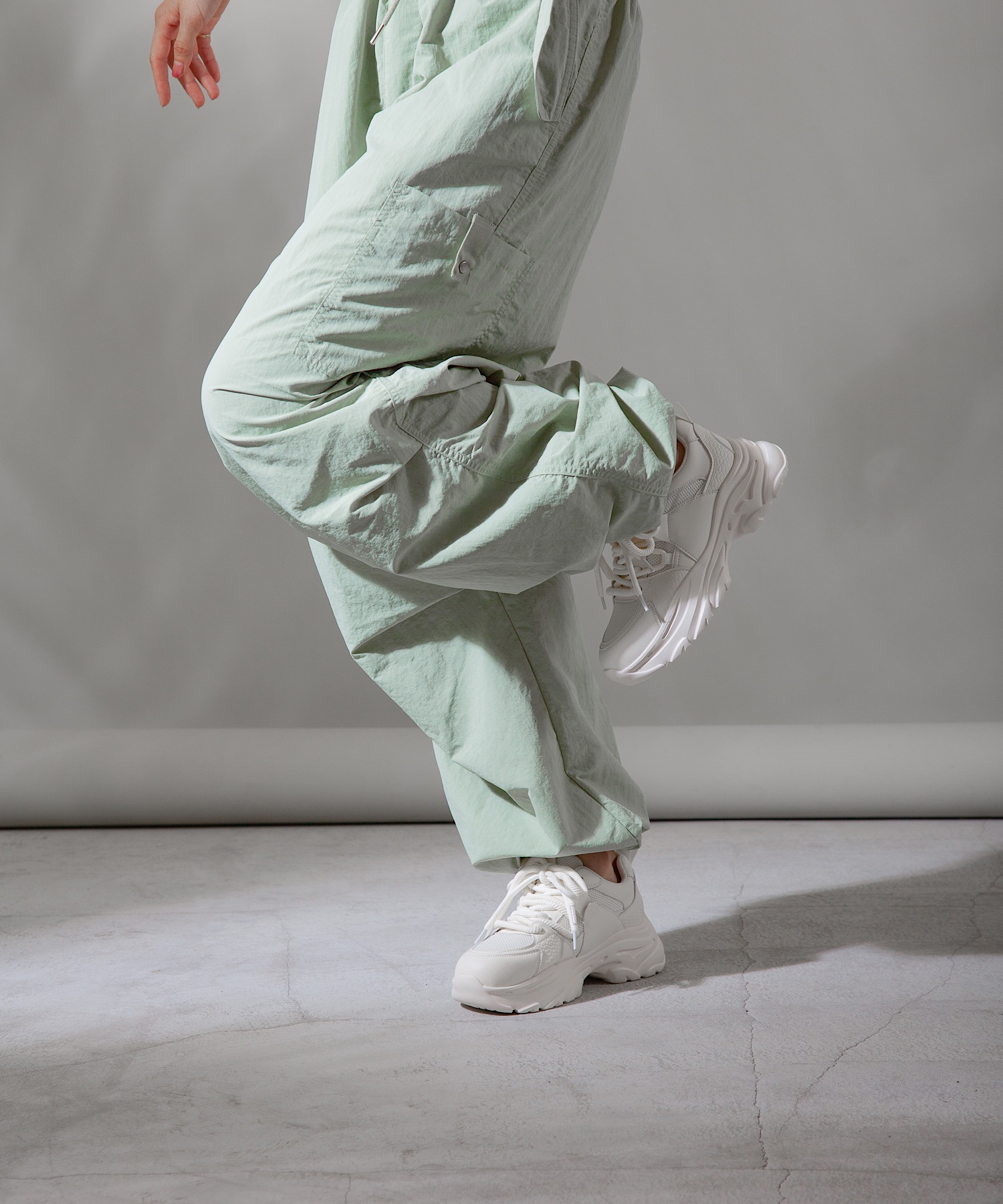 軽量/265g/厚底/5cm】厚底スニーカー ALL BLACK│Jeffrey Campbell