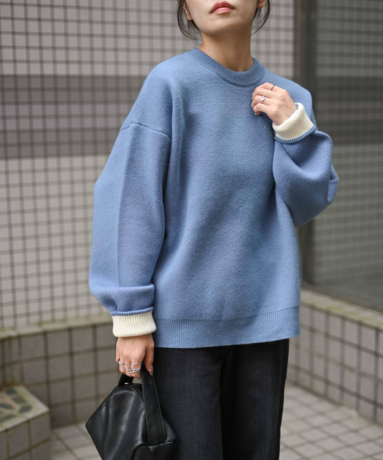 ブルー