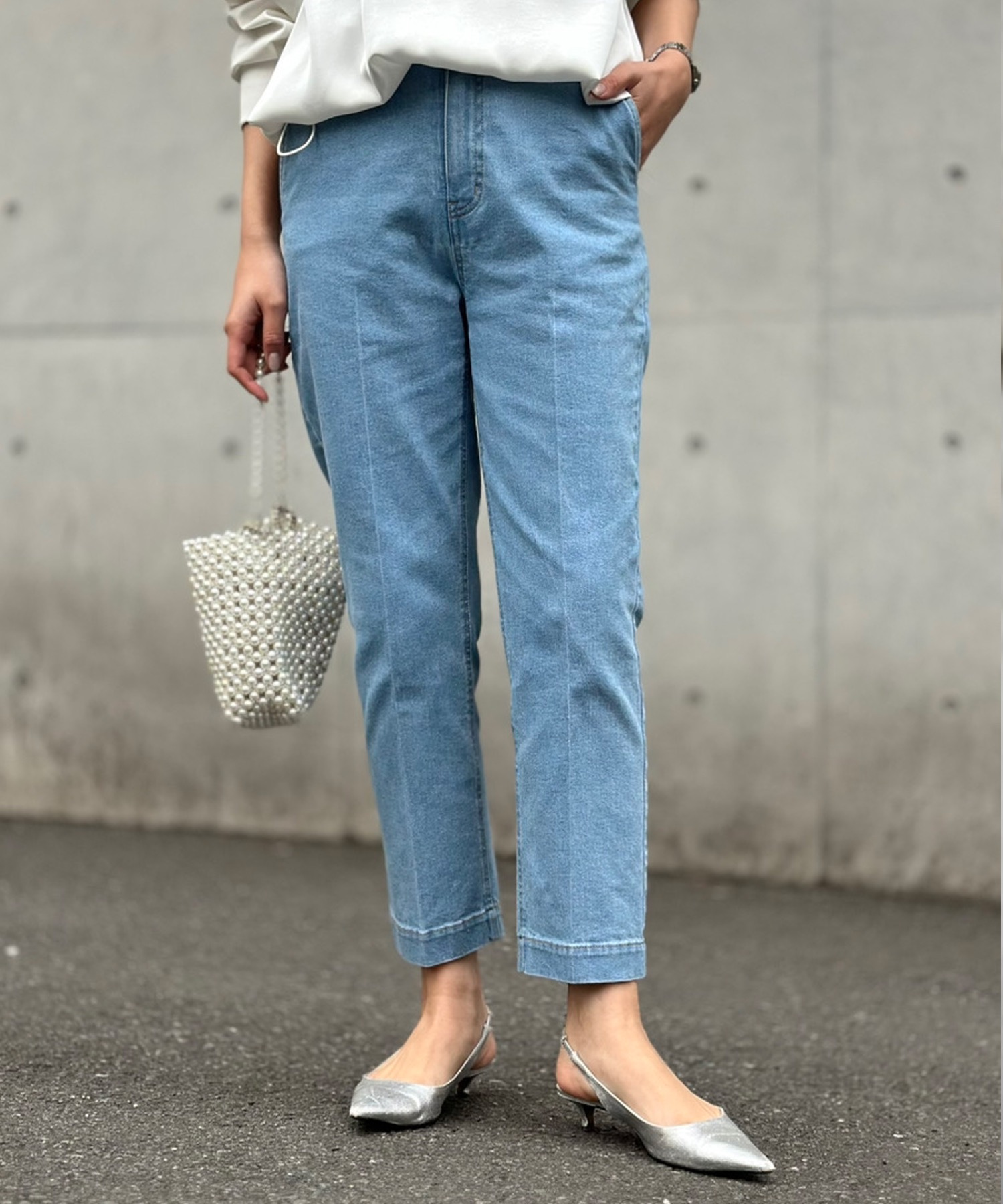 ストレッチデニムテーパードパンツ Emma Taylor│STYLEDOOR スタイルドア