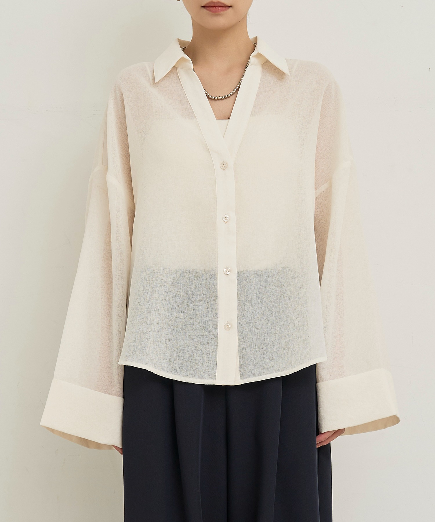 model：H162　着用サイズ：F