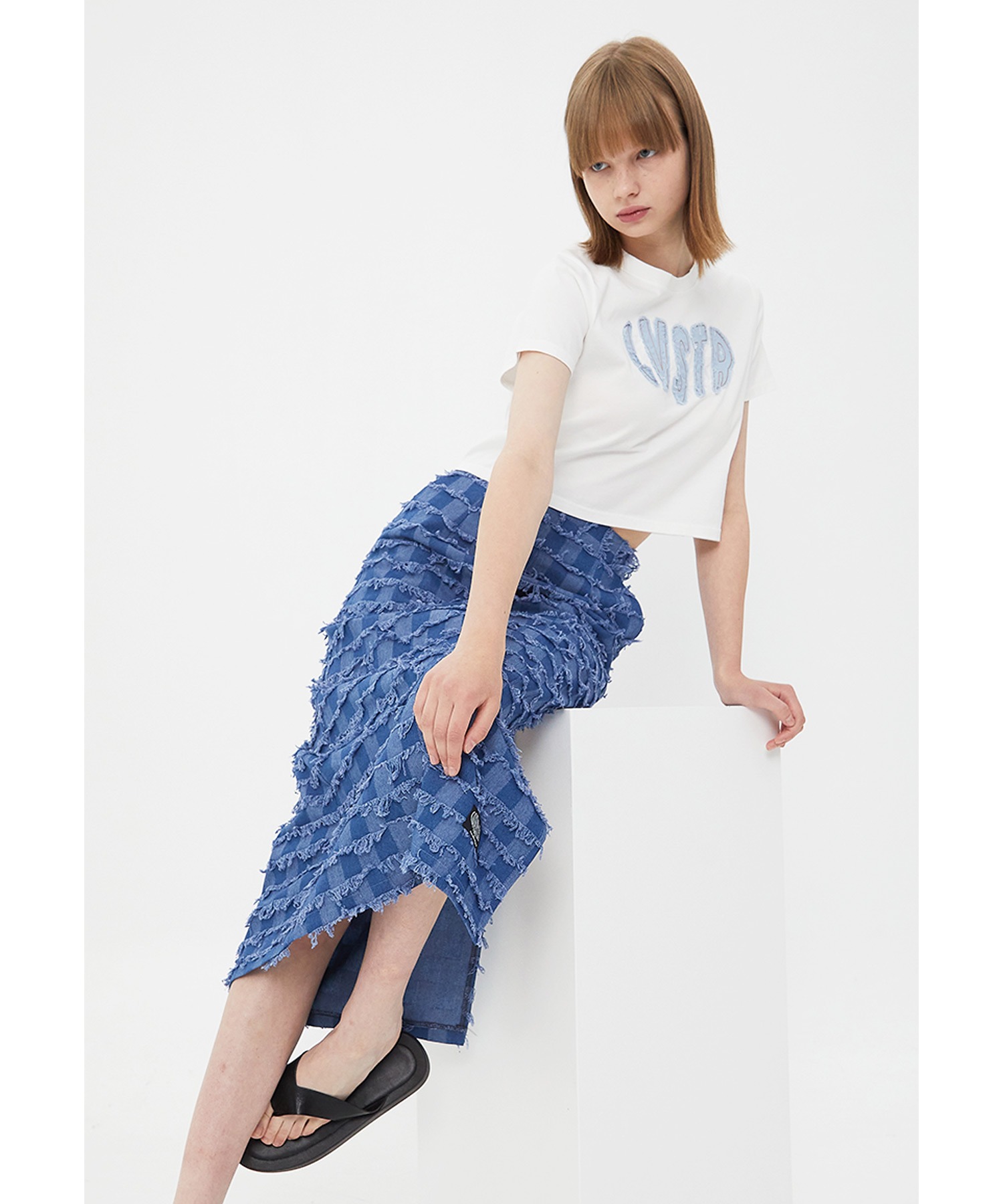 LUV IS TRUE/ラブ イズ トゥルー』GV APPLIQUE CROP TEE/ アップリケ