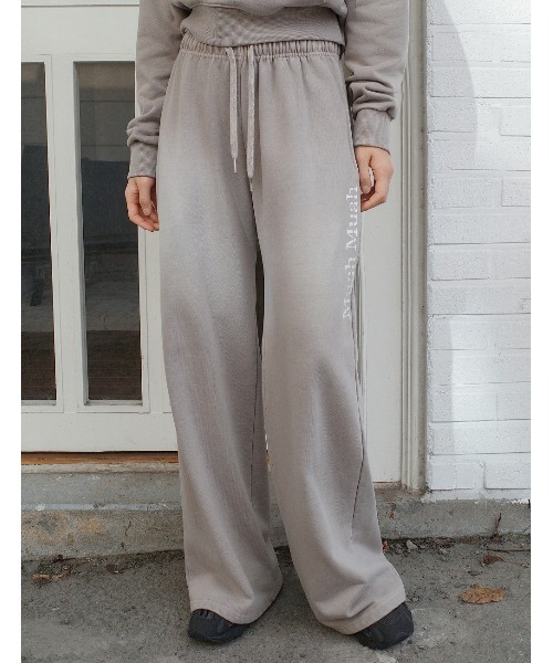 サイズM【未使用】AKM スウィングイージーパンツ 定価77000円 サイズM【未使用】AKM スウィングイージーパンツ