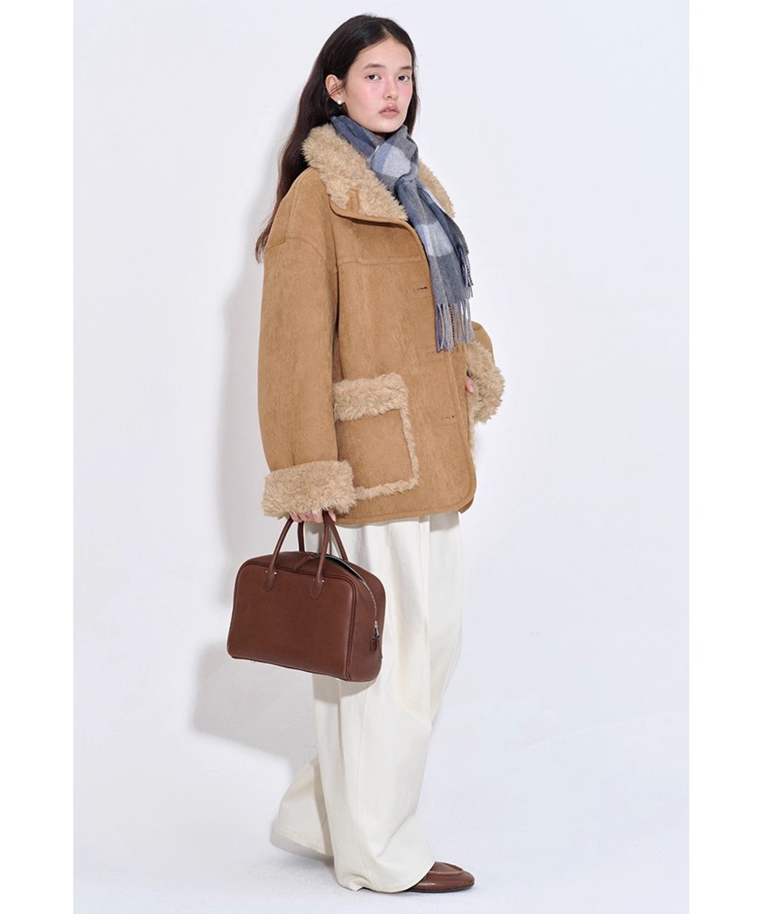 スタンドカラー フェイクファーラペル ムートンジャケット FQ25W136