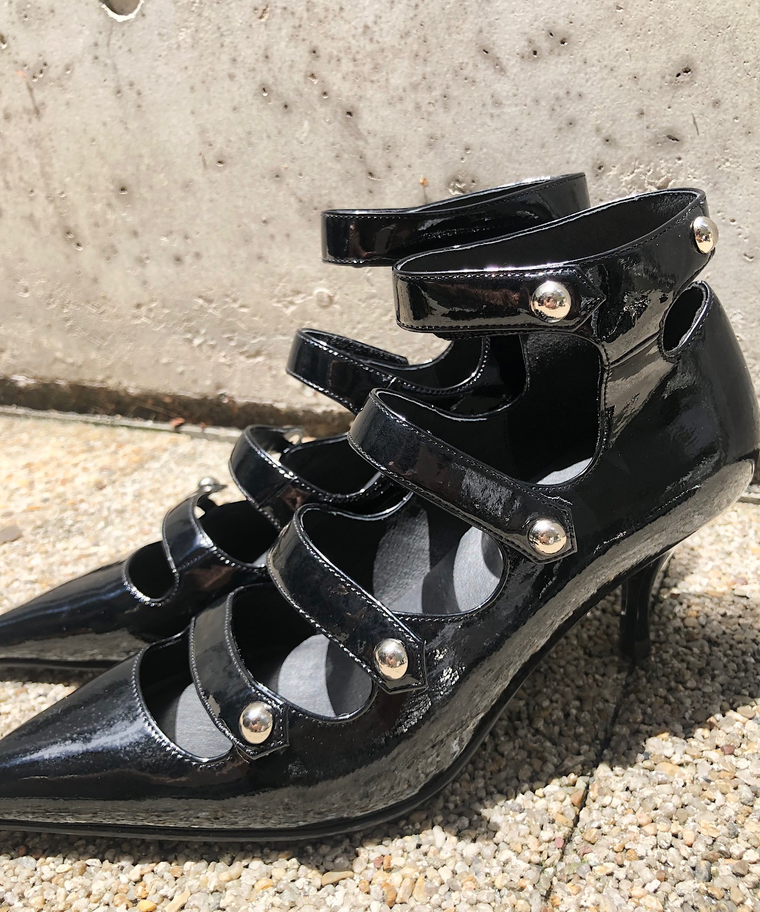 ジェフリーキャンベル スタッズ２連ベルトパンプス ハイヒール ブラック レザー Jeffrey Campbell パンプス スタッズ2連ベルトパンプス