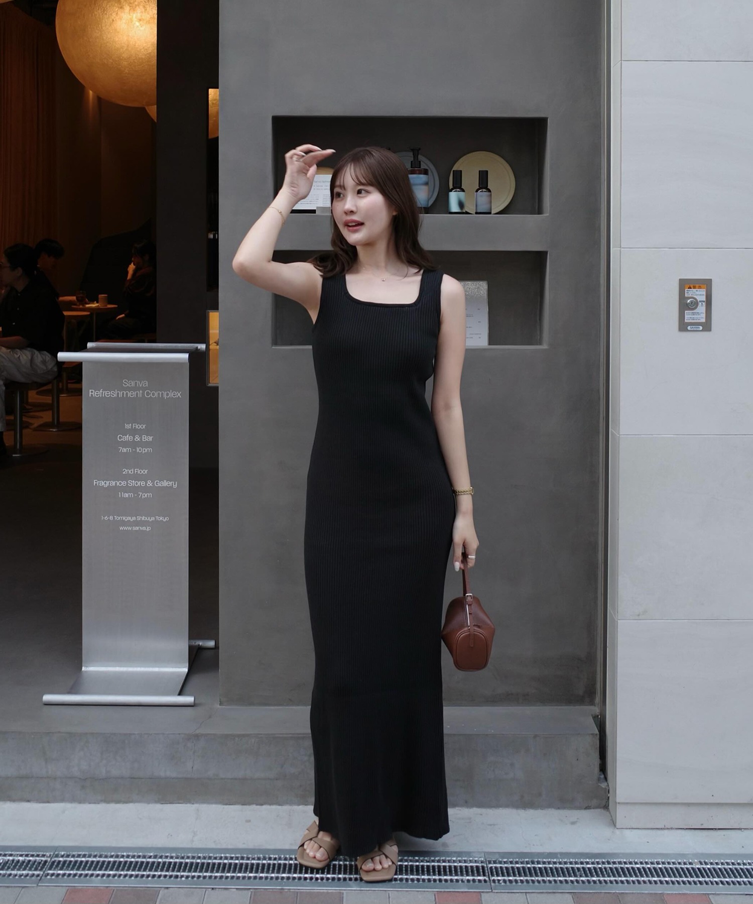 model：H165 着用サイズ：MT