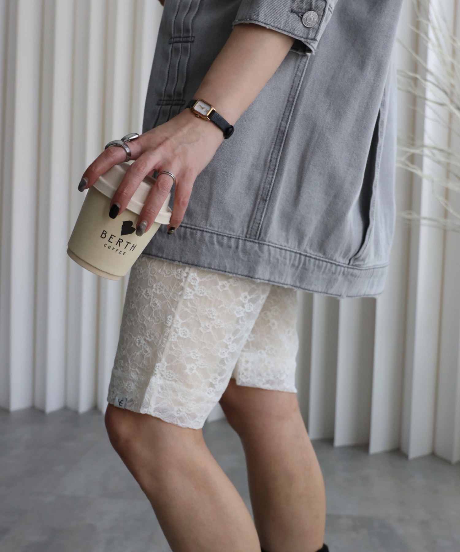 model：155cm. 着用サイズ：FREE
素材：レース