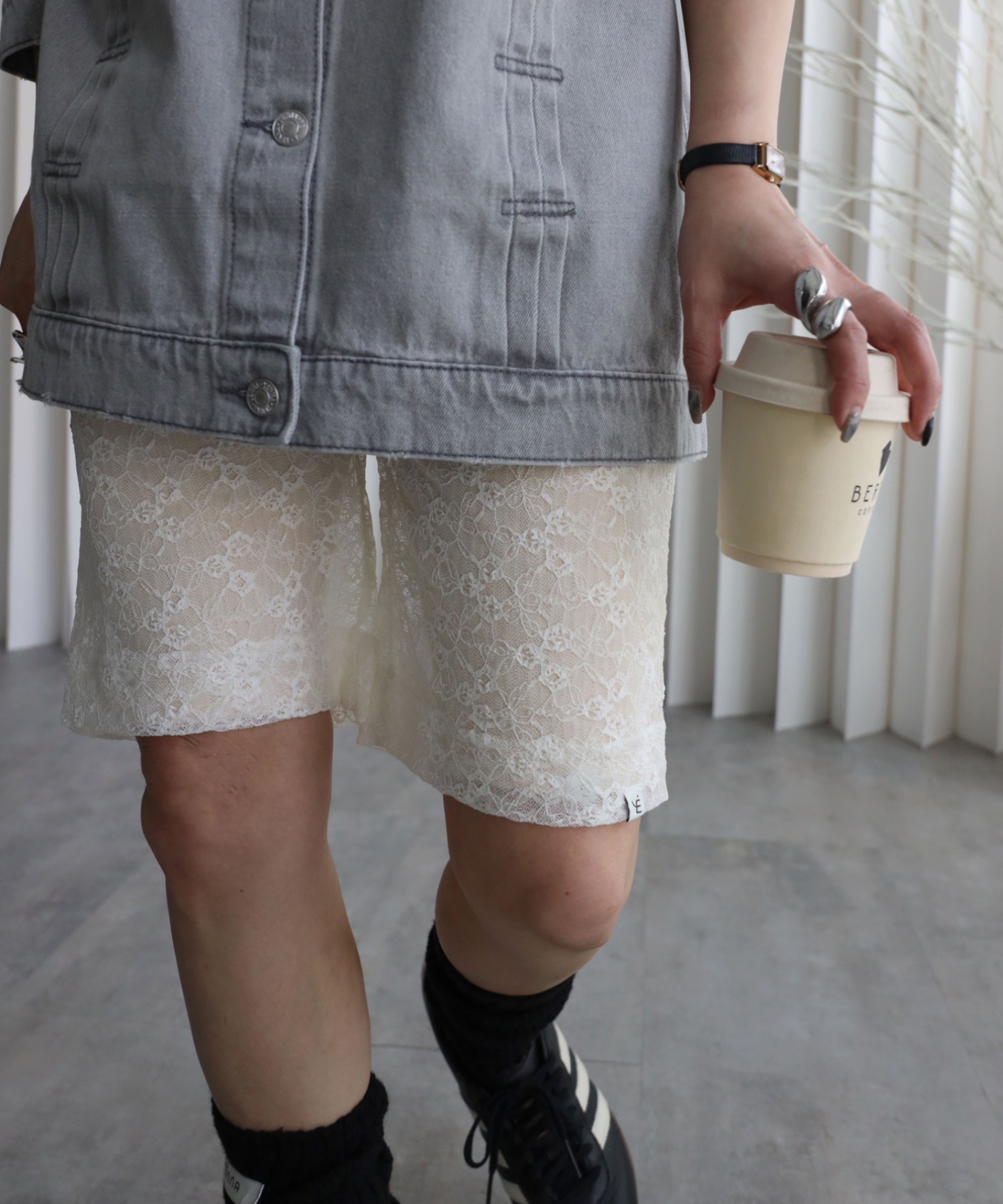 model：155cm. 着用サイズ：FREE
素材：レース