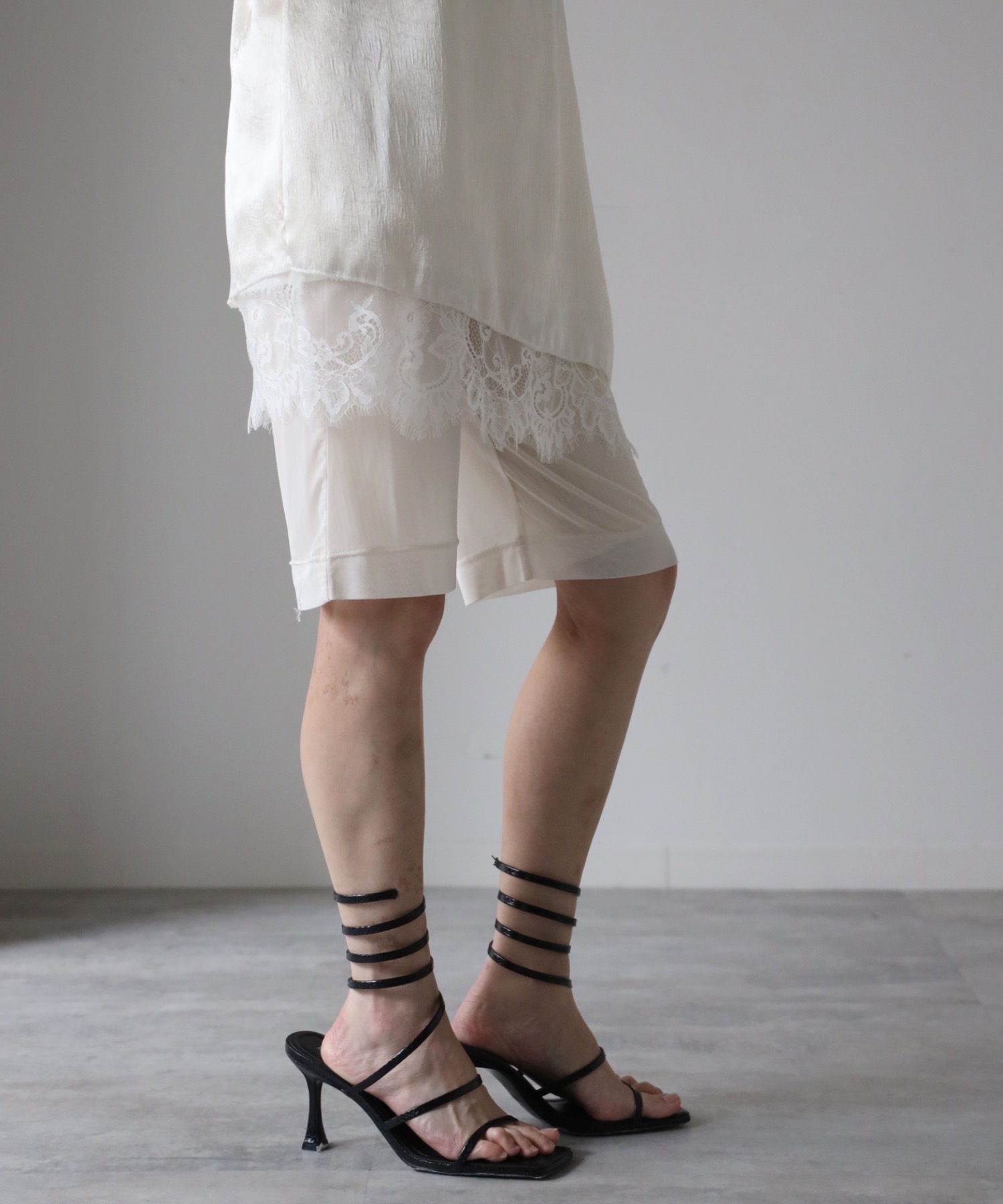 model：155cm. 着用サイズ：FREE
素材：チュール