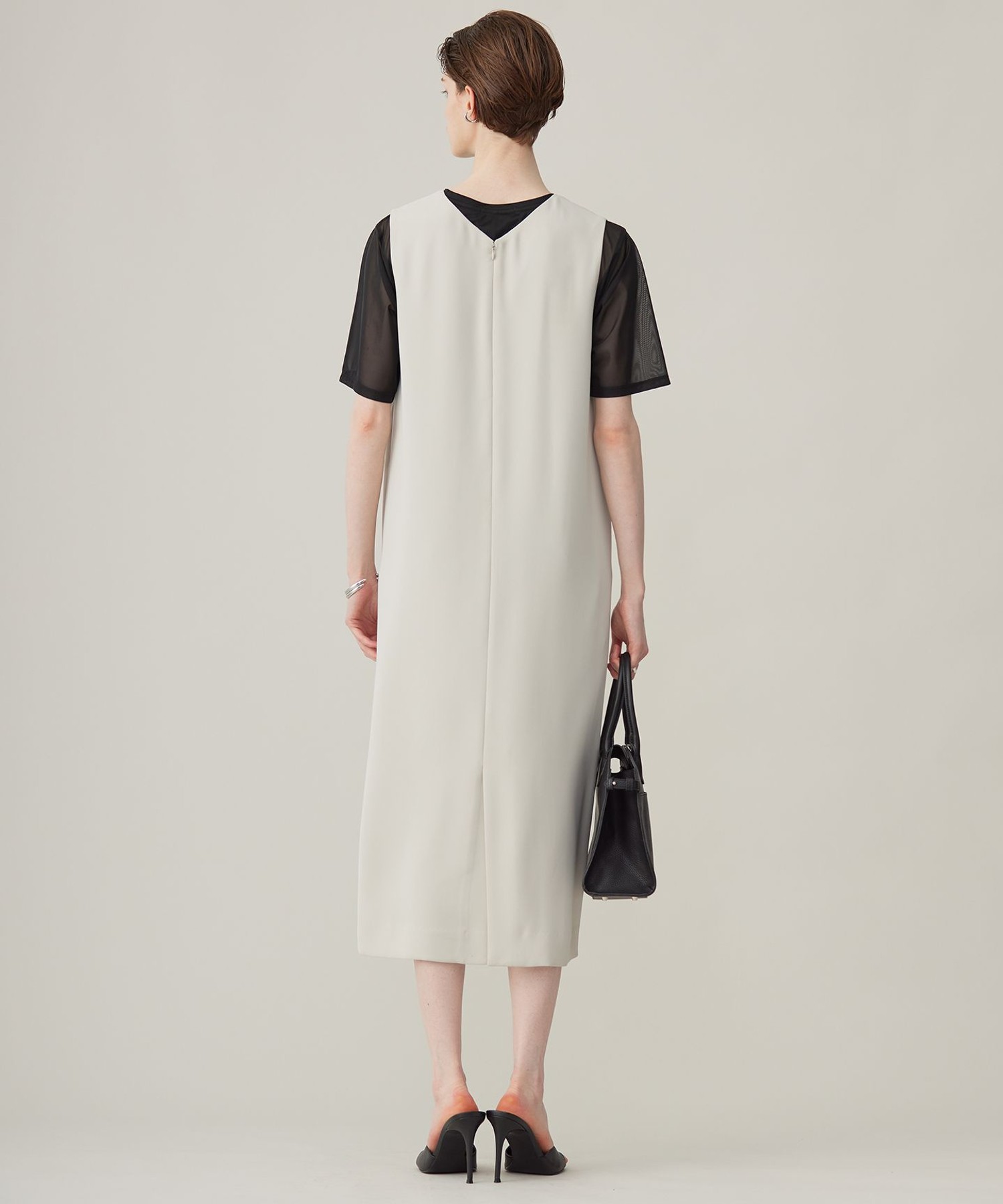 洗える】ライトダブルクロス Vネックワンピース