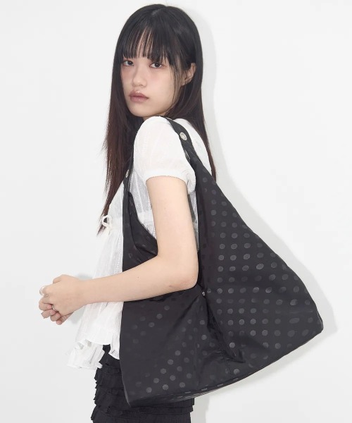 ★韓国の人気★【ADDOFF】★LIV PADDED BA.G★バッグ★関税込★ ☆韓国の人気☆【ADDOFF】☆LIV PADDED BA.G☆バッグ☆関税込☆